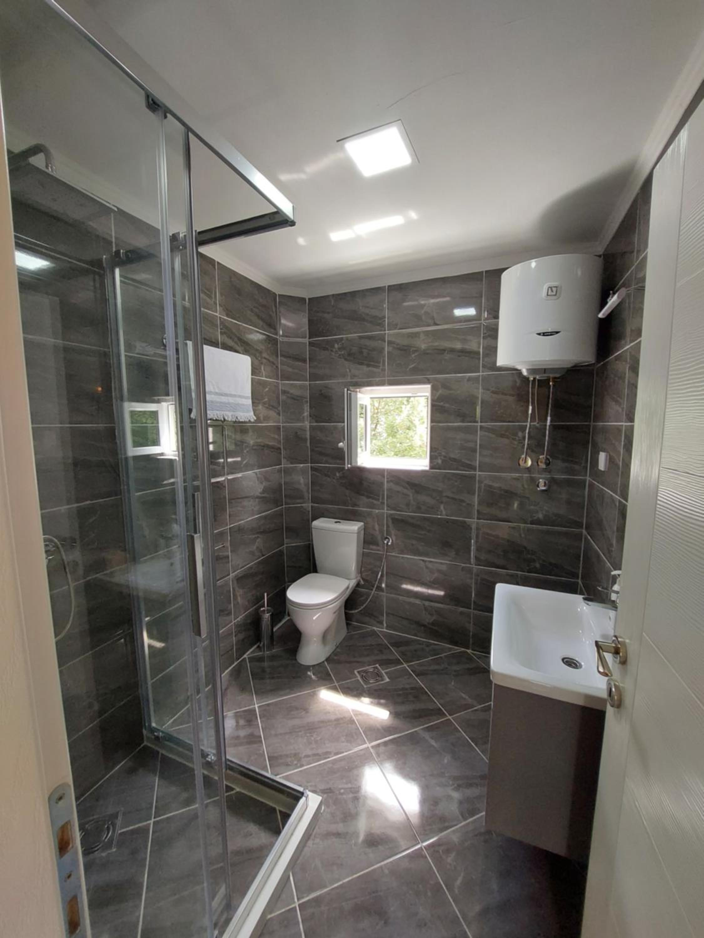 Superb Apartments Virpazar view 5