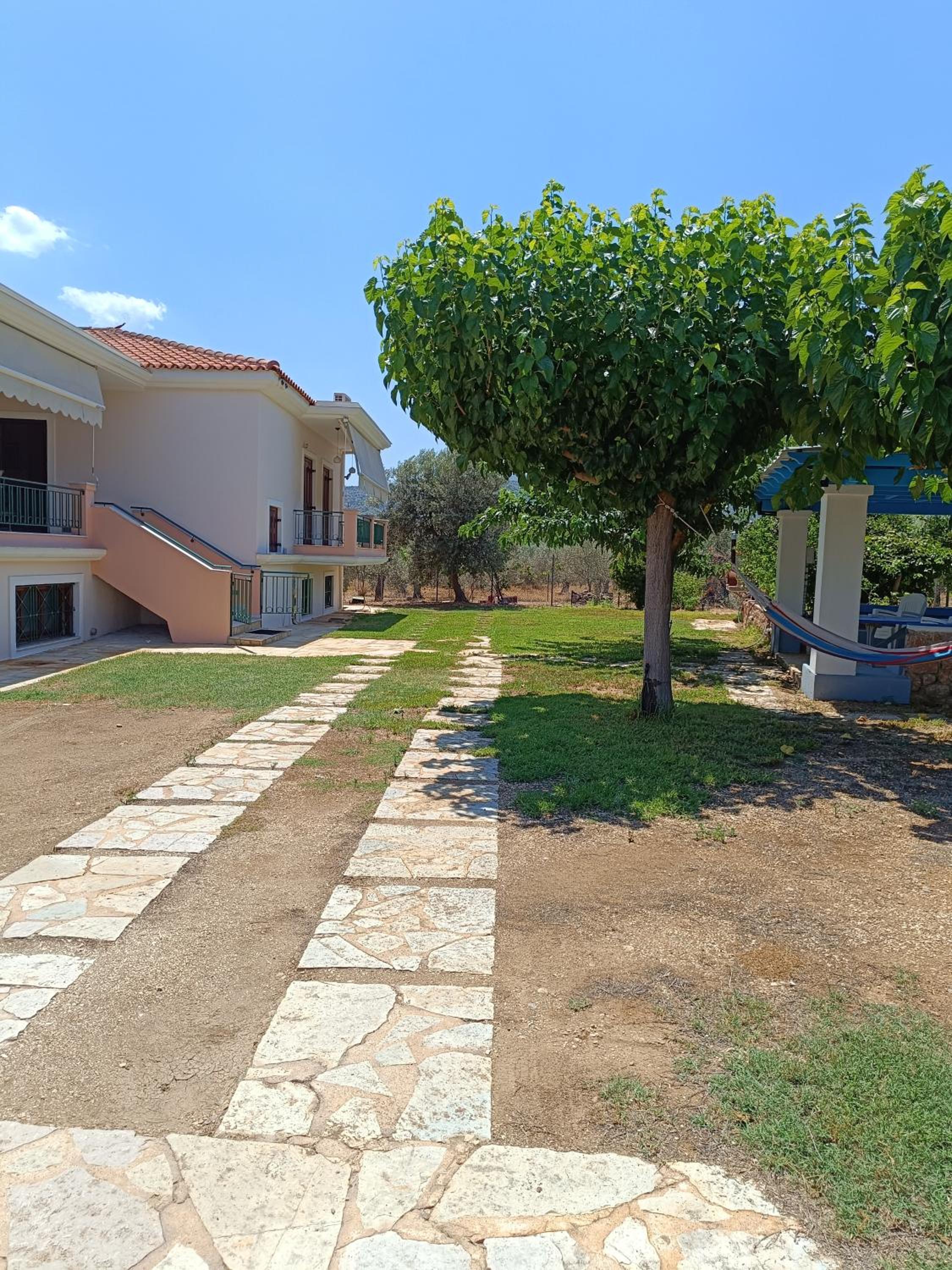 Baitani villa photo 3