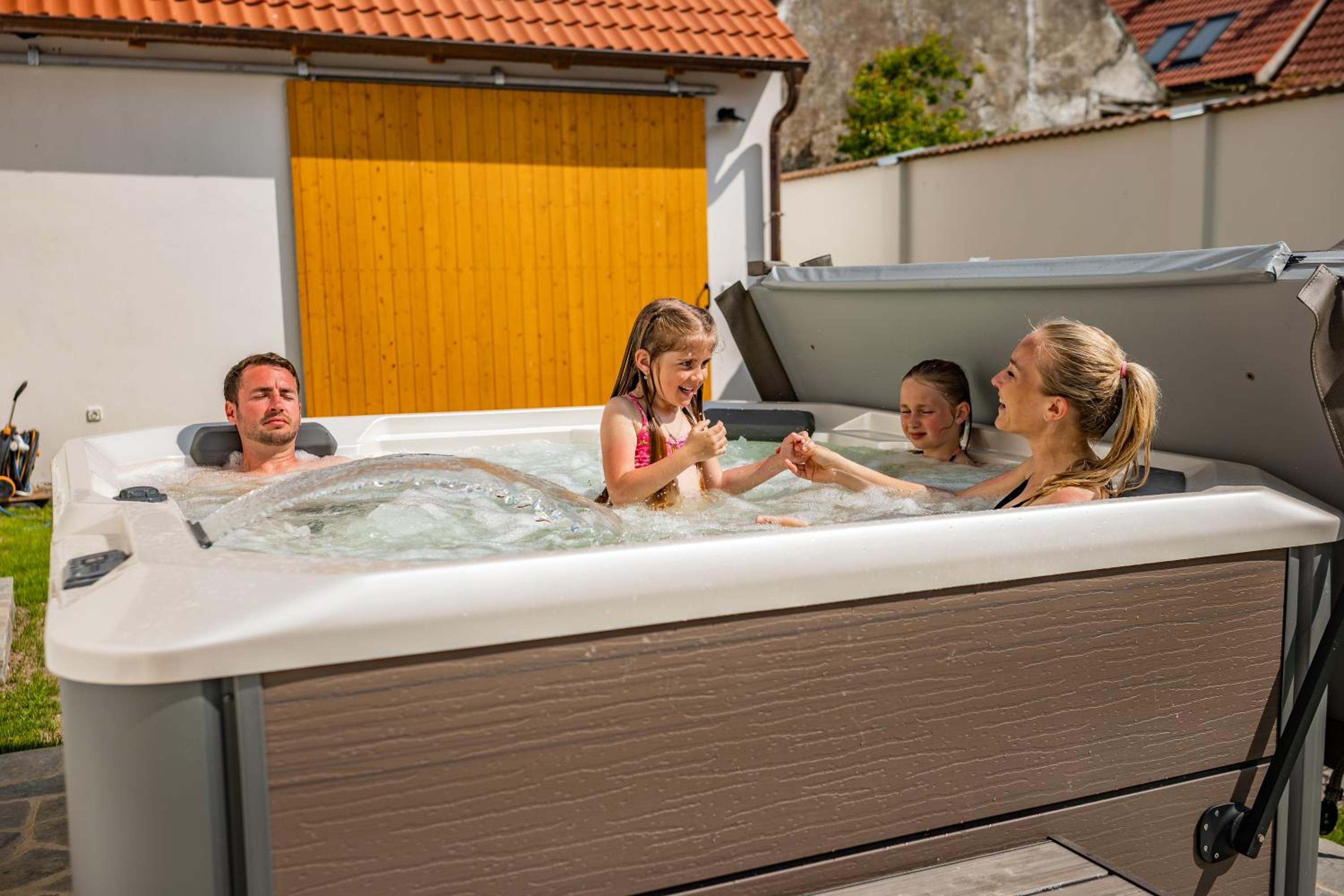 Wellness zoo apartmány Lhota