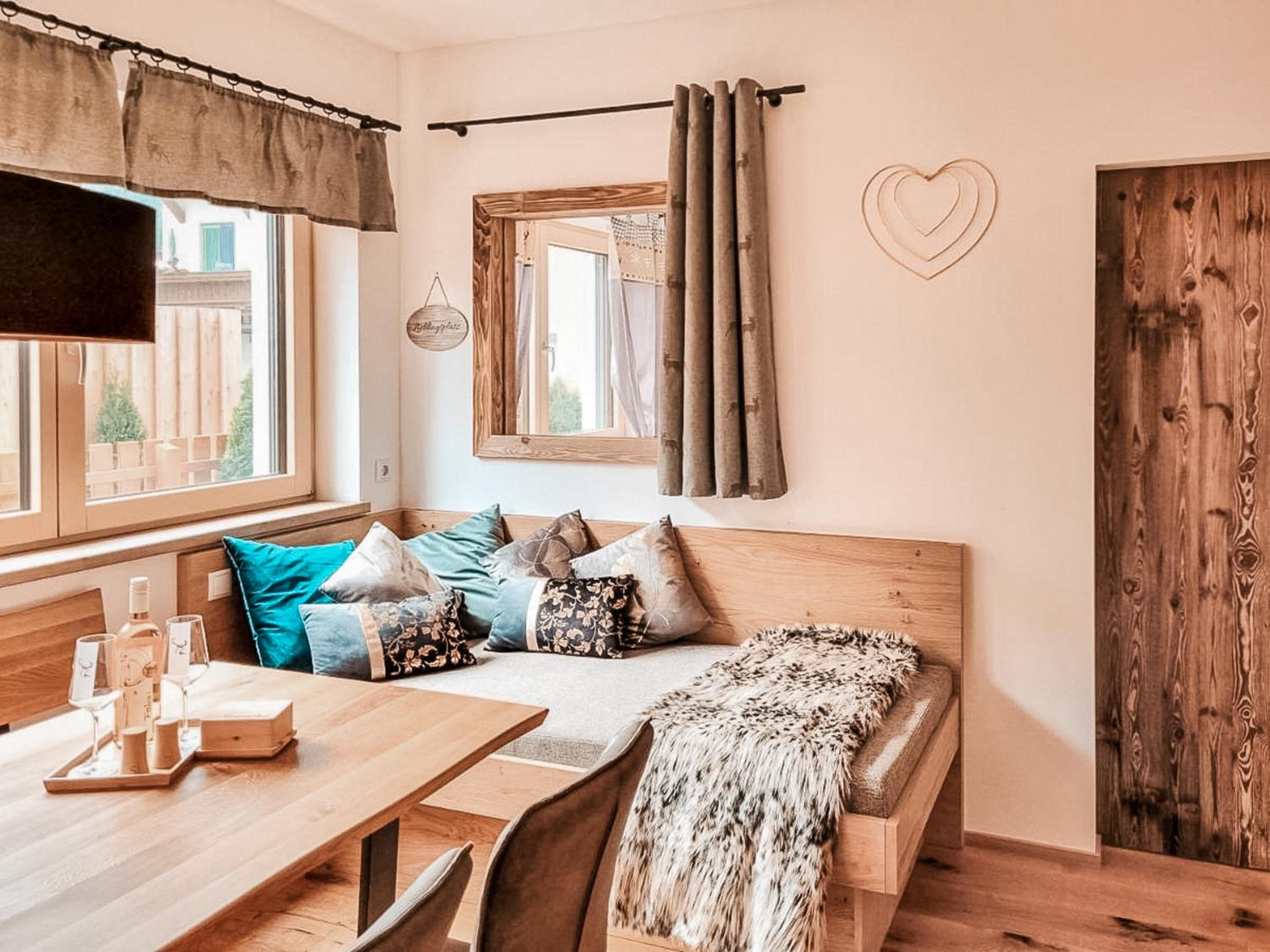 VERONIKAS Relax & Family Suite - by AlpenLuxus Collection