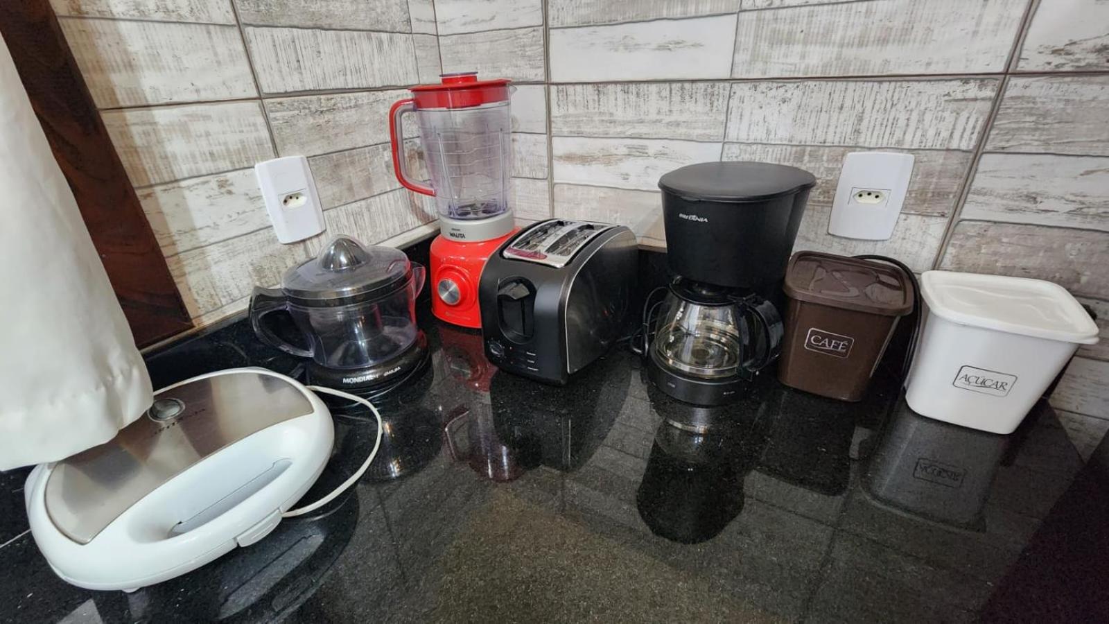 Casa Andorinha 3 Quartos com ar condicionado, piscina privativa, área gourmet, próximo ao Centro Histórico e roupa de cama e banho de qualidade