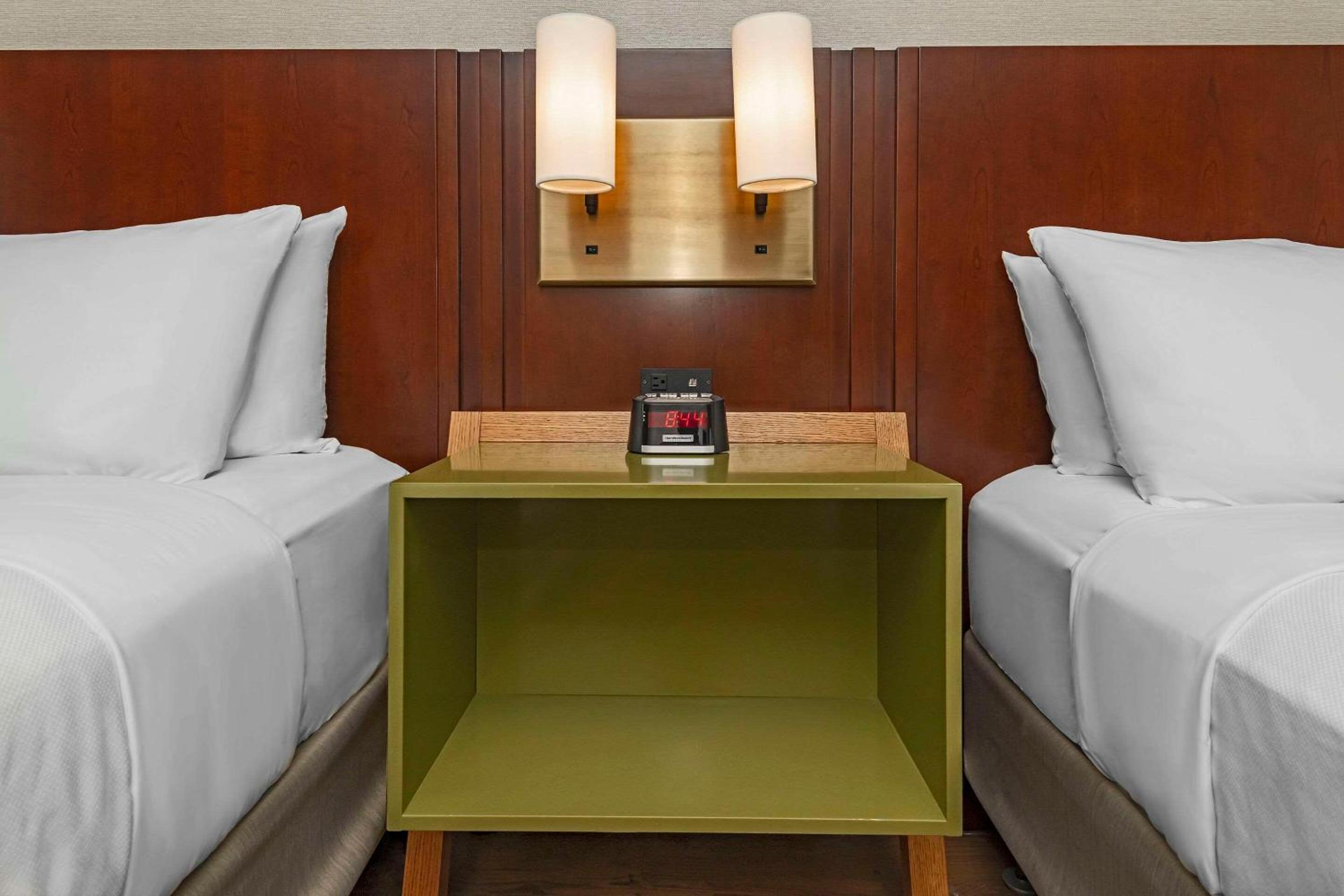 Cambridge Vacations - Comfort Inn - Property Image 15