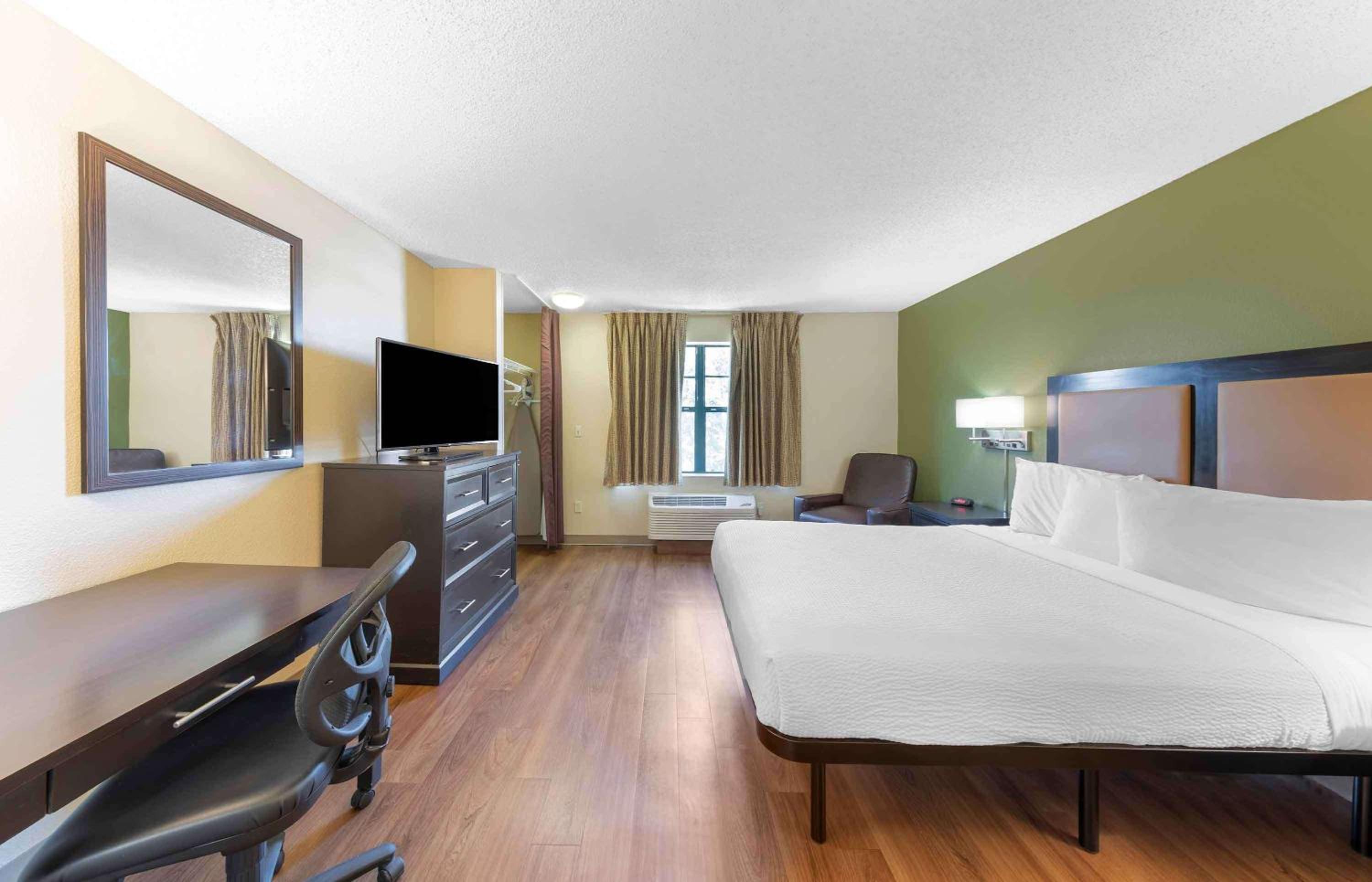 Stevenson Ranch Vacations - Extended Stay America Suites - Los Angeles - Valencia - Property Image 40