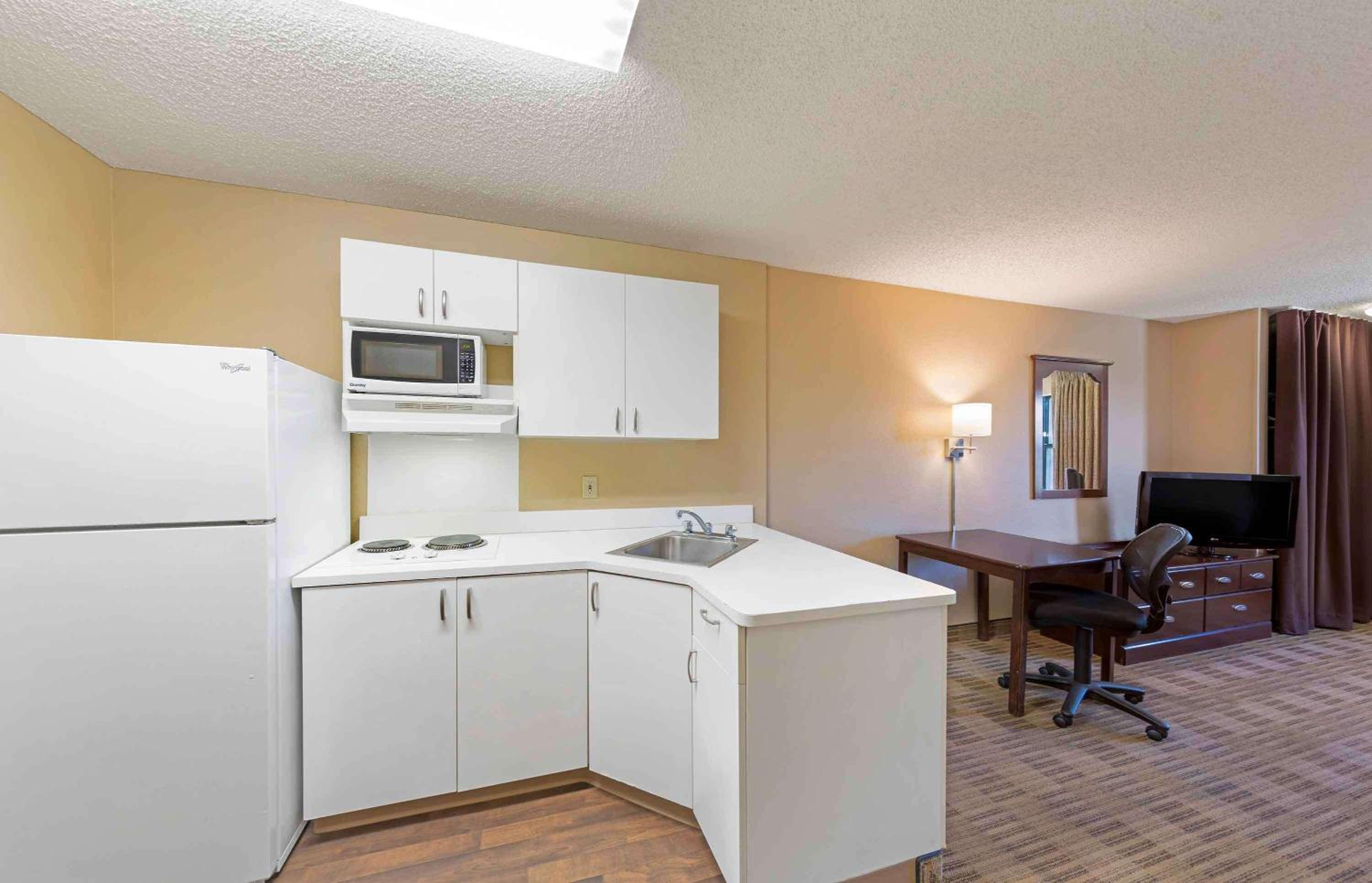 Stevenson Ranch Vacations - Extended Stay America Suites - Los Angeles - Valencia - Property Image 5