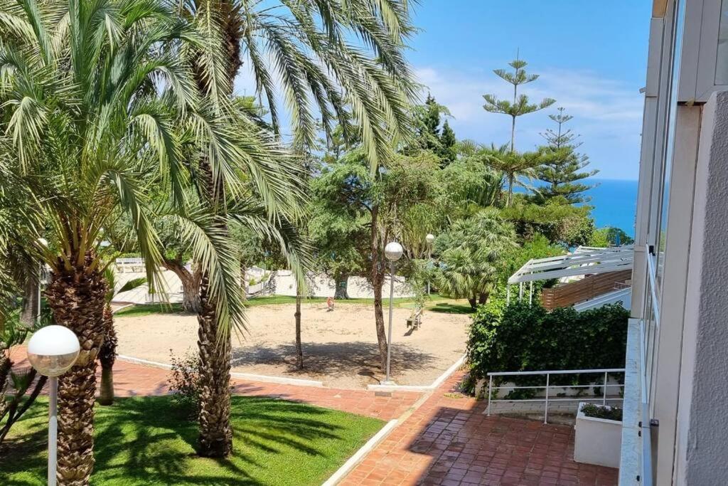 SR92 Large 4 Bedroom Apartment Gran Alacant view 4