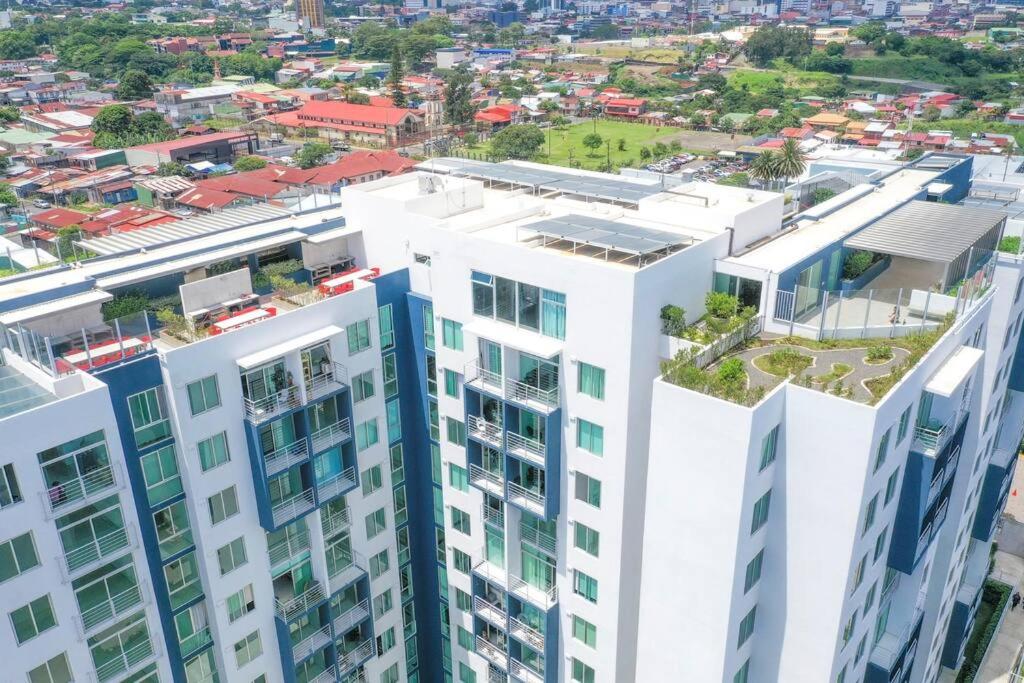 New Luxury Apartment 12th Floor