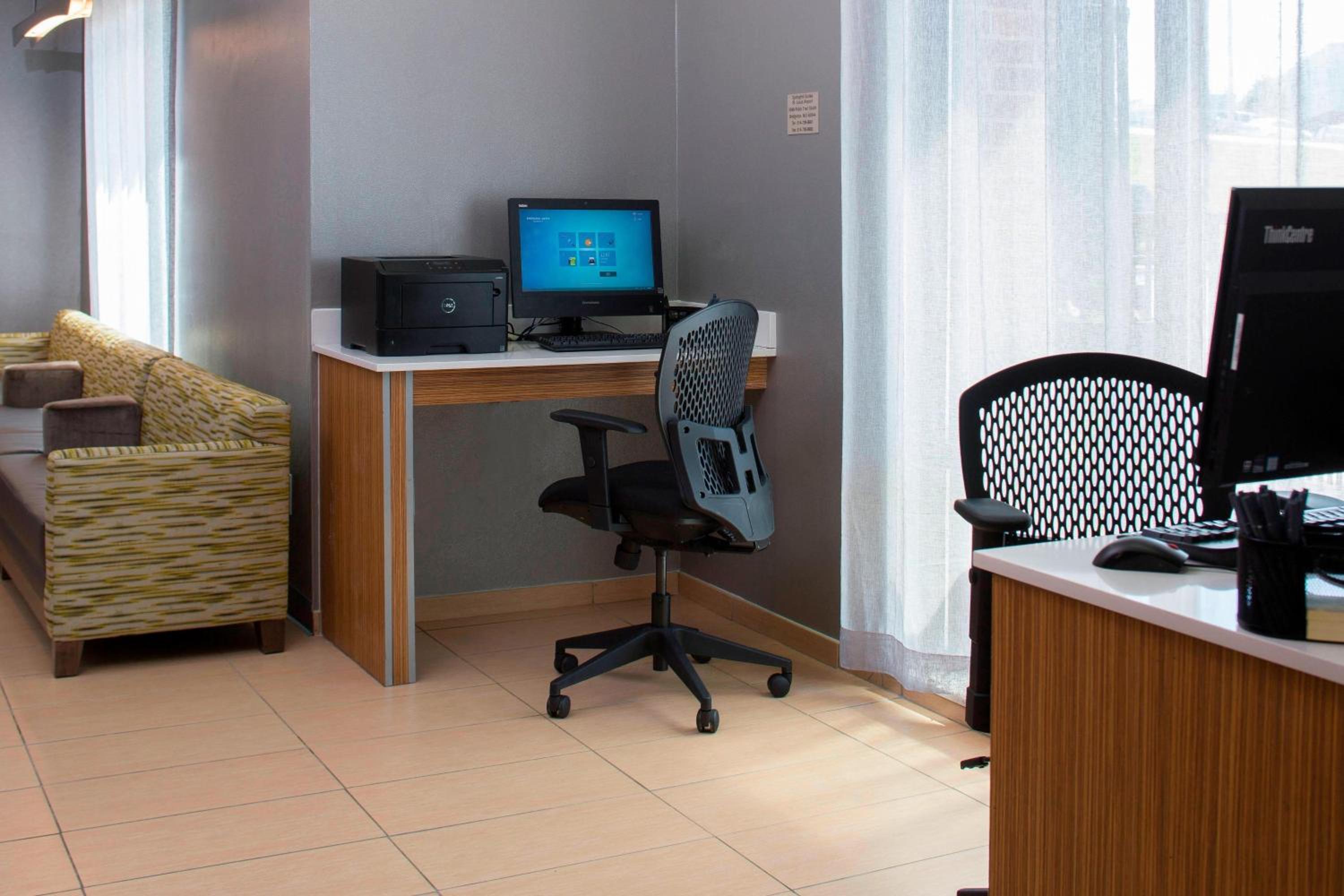 SpringHill Suites St. Louis Airport/Earth City - Property Image 8