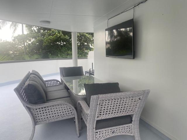ROOFTOP APARTMENT AT MARINA TERRACES
