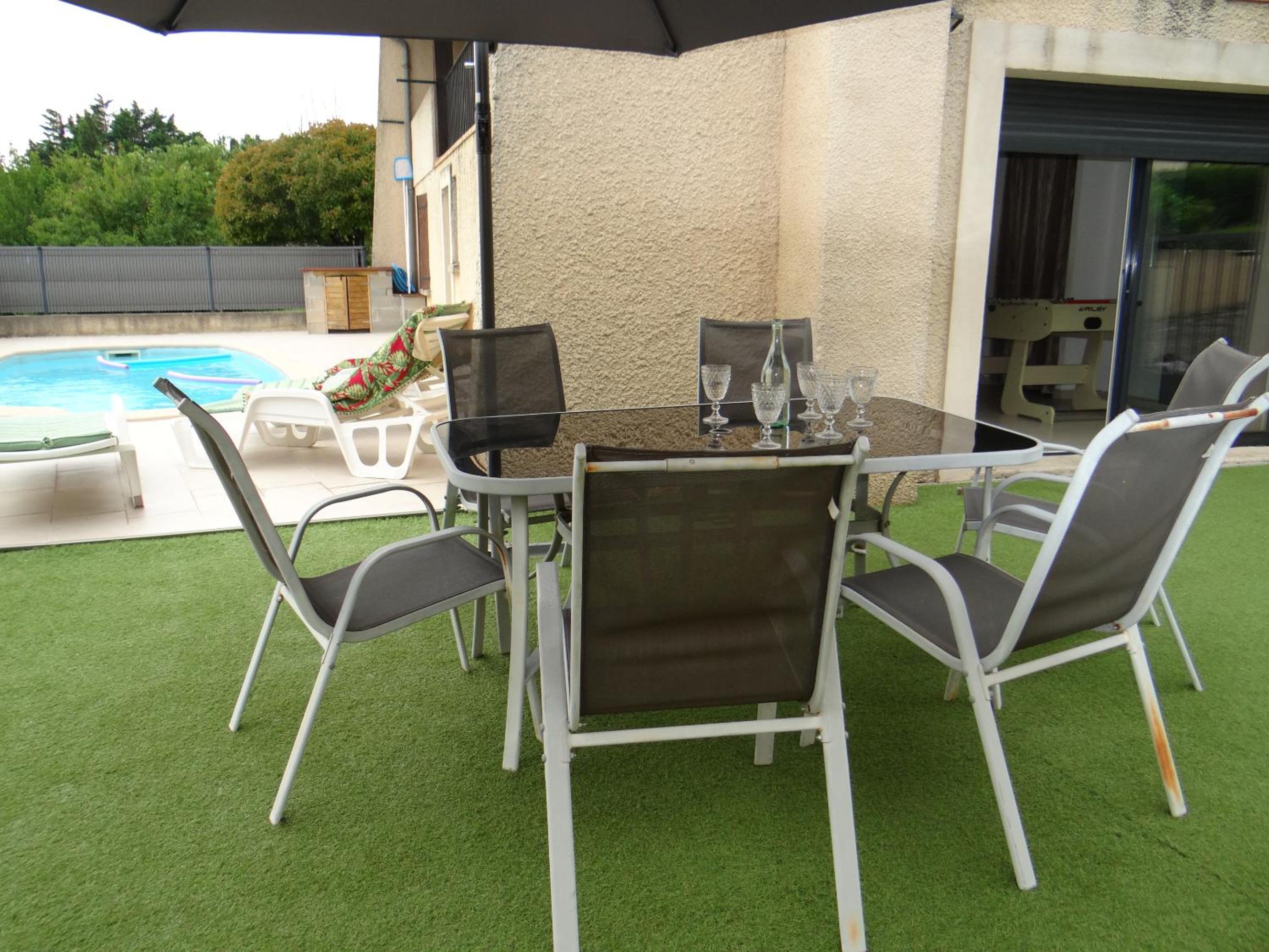 37 au soleil view 2