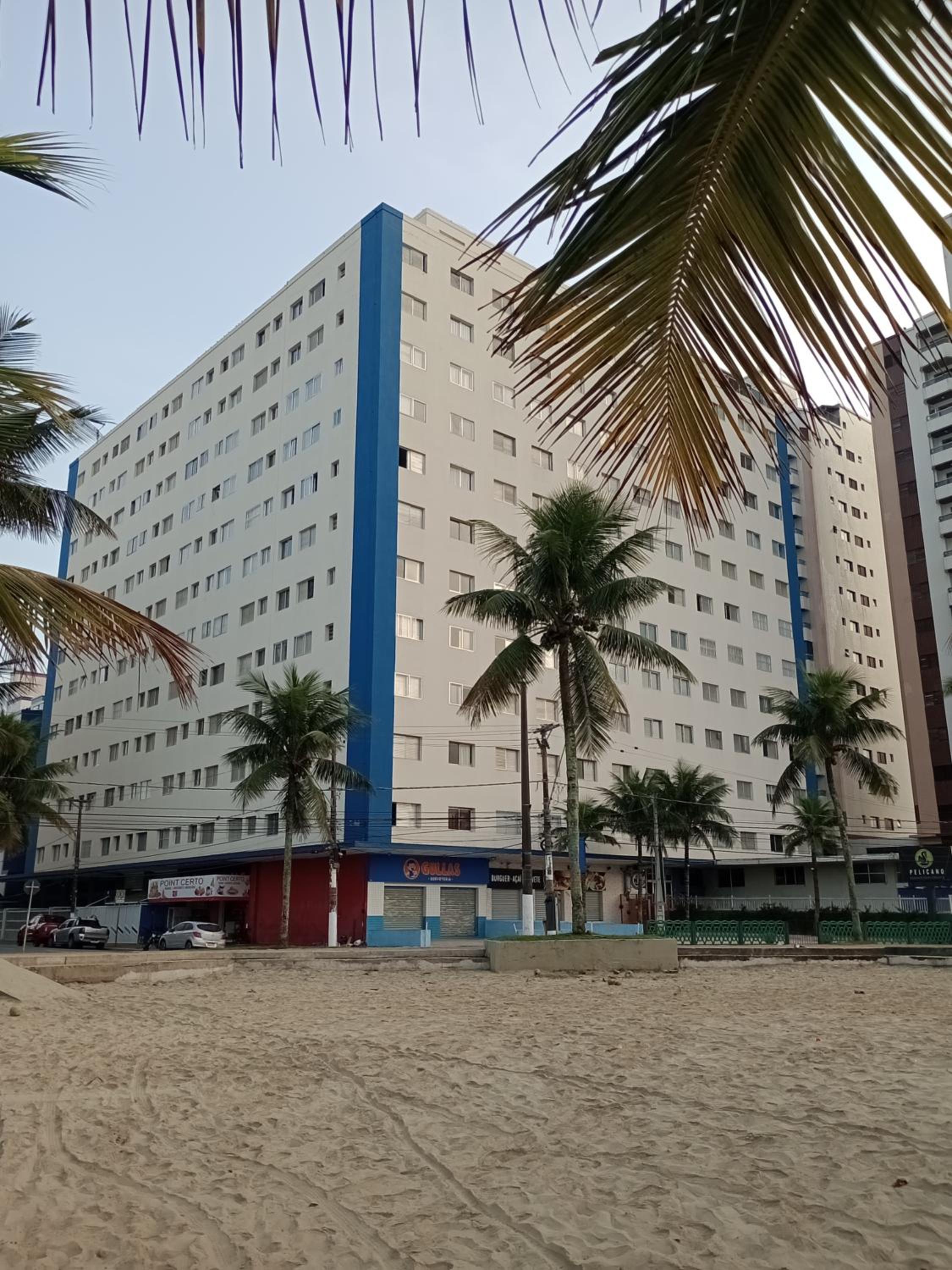Frente ao mar na Praia Grande