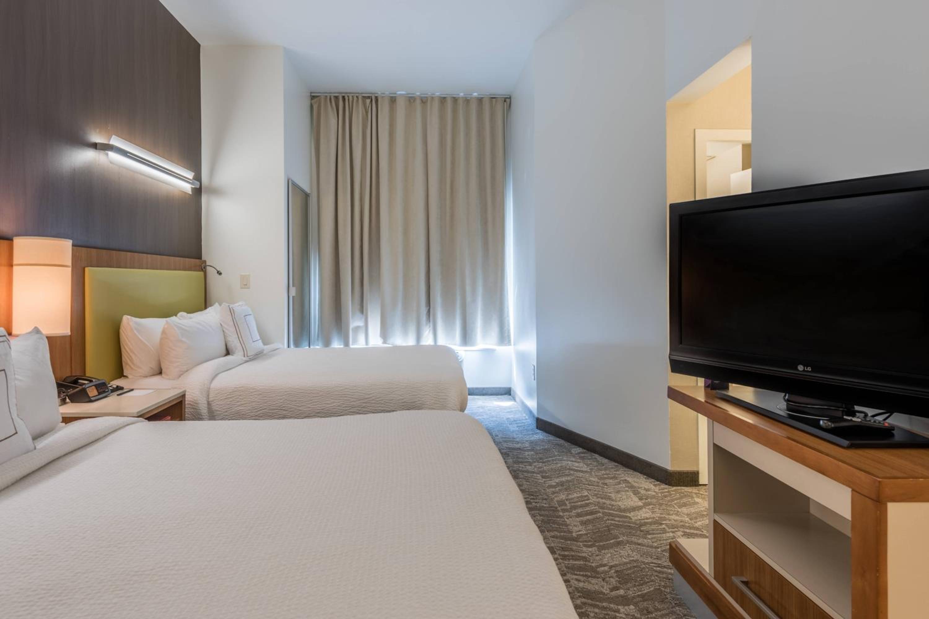 Statesboro Vacations - SpringHill Suites Statesboro University Area - Property Image 4