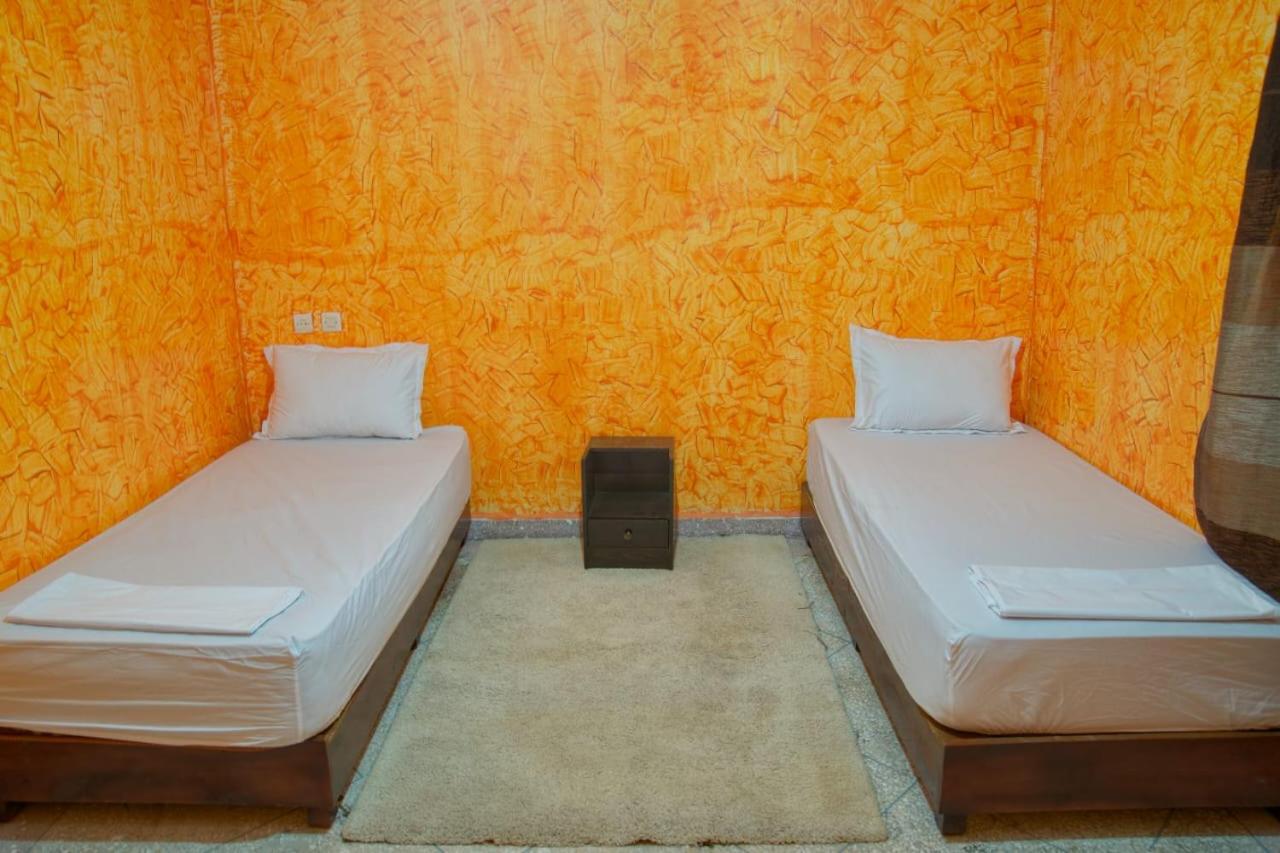 Photo 51