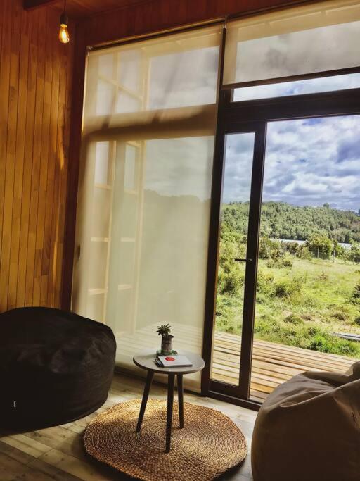 Pichi I Calbuco - Tiny house-style cabin facing the lagoon