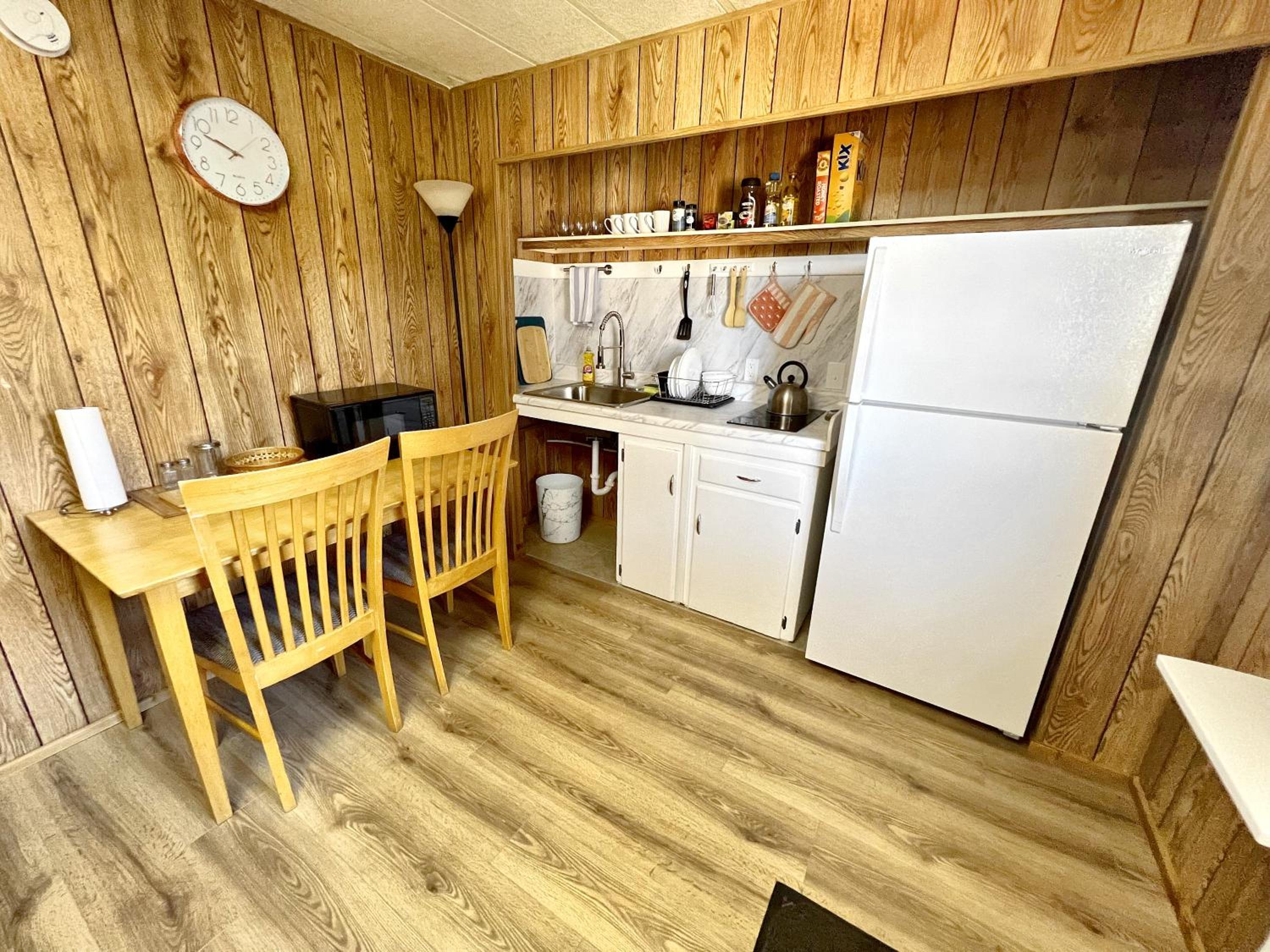 Photo 8