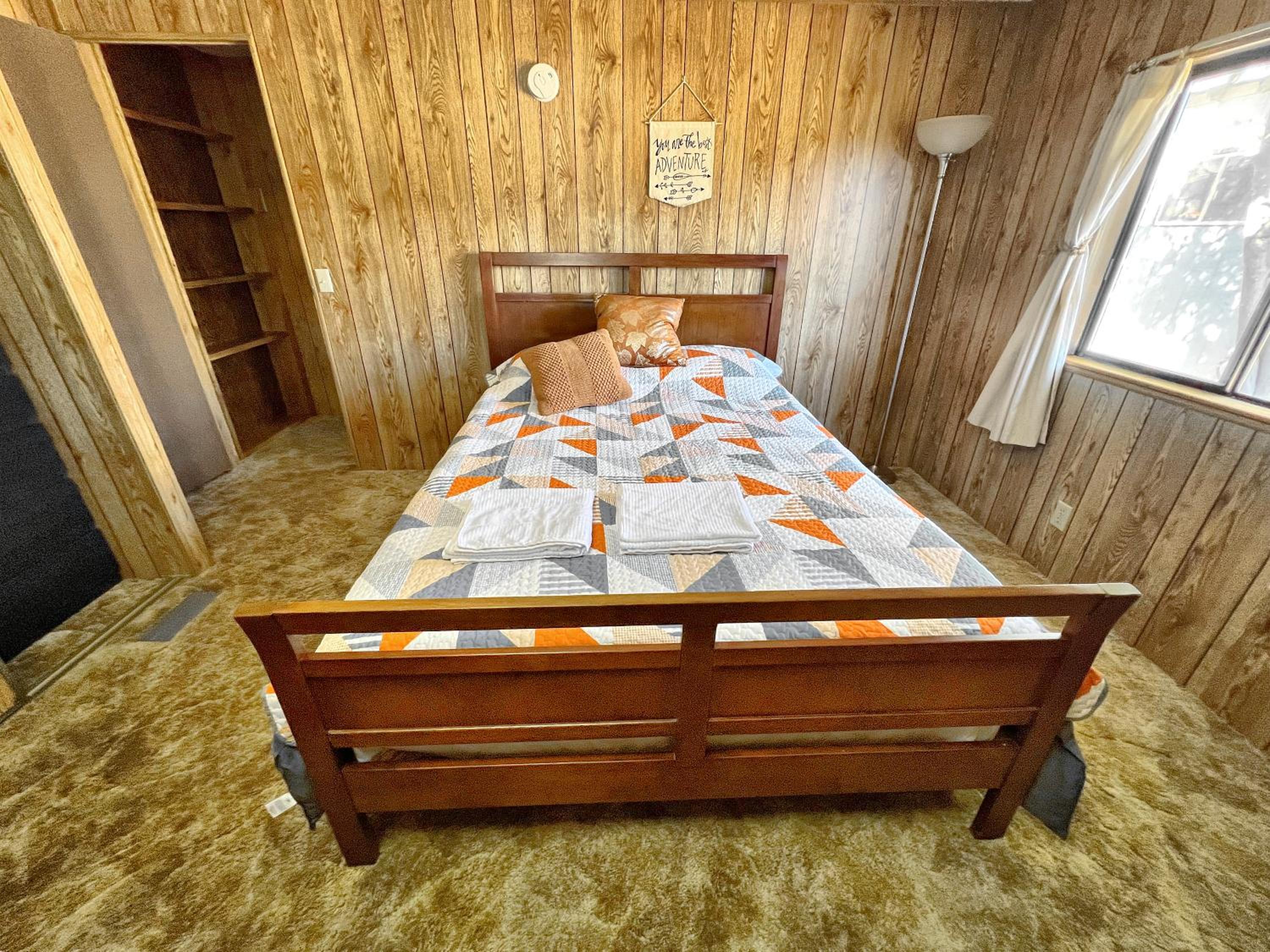 1 Bedroom Home near Lassen Volcanic Park view 2