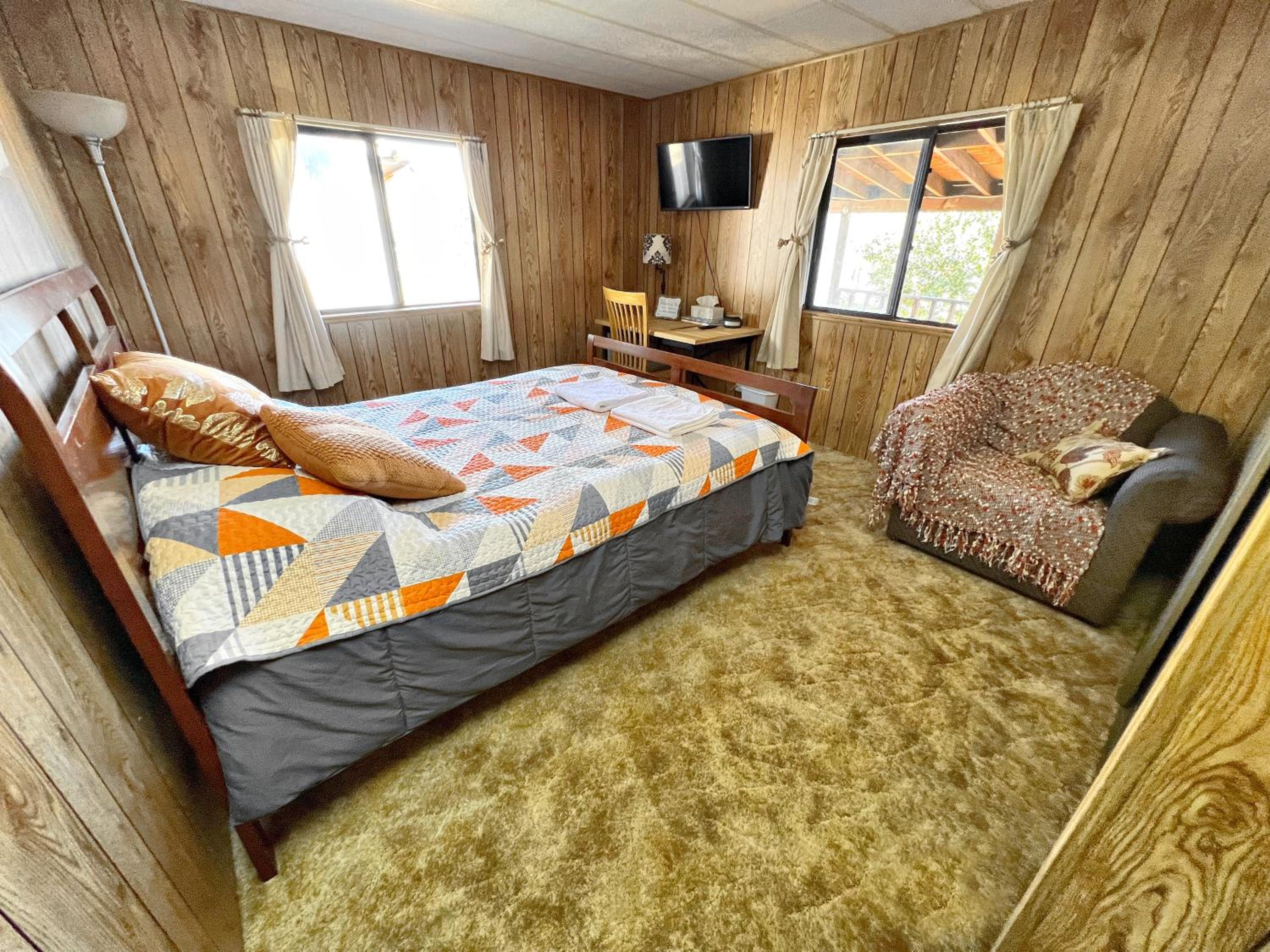1 Bedroom Home near Lassen Volcanic Park view 4