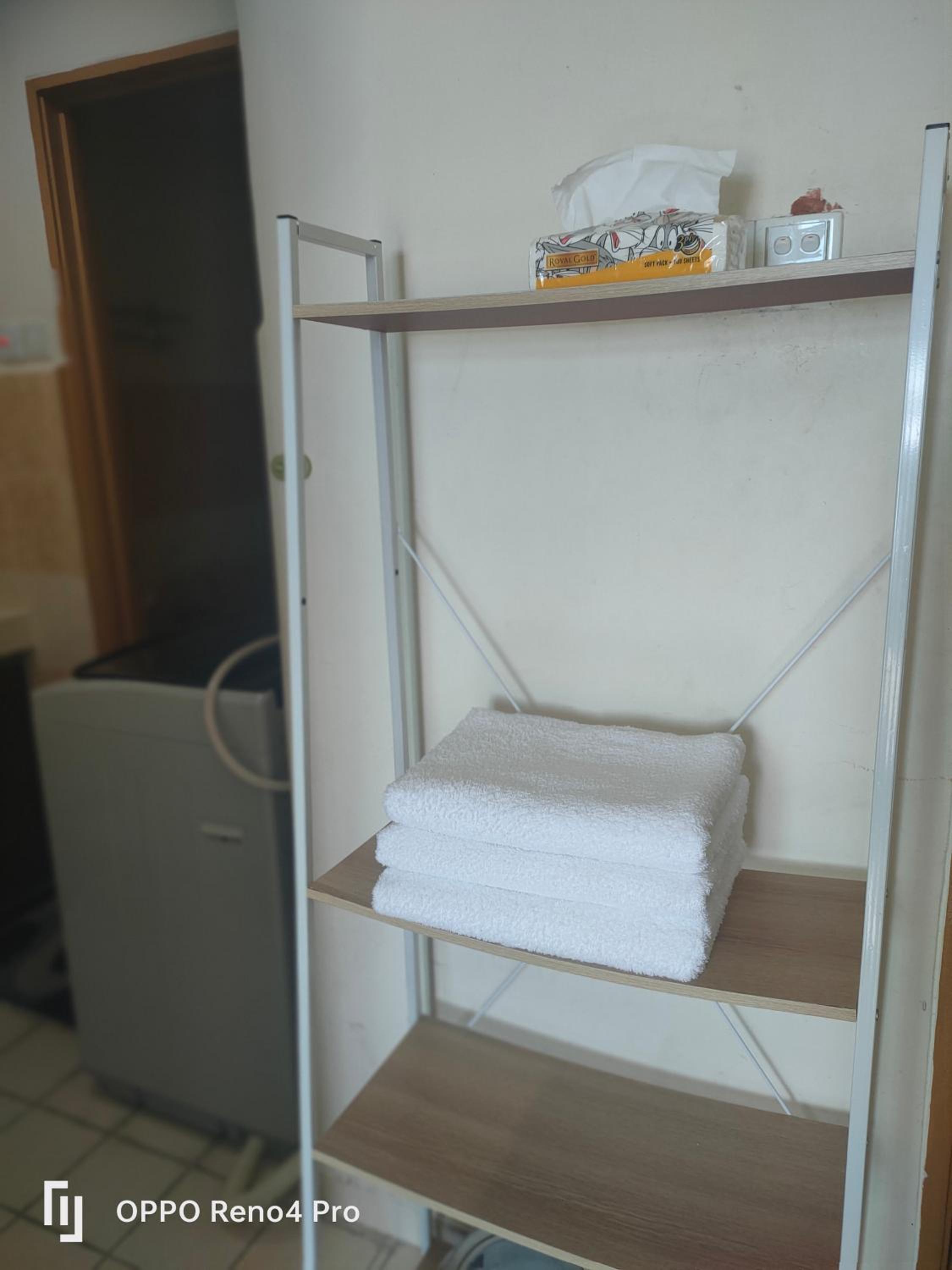Cosy Studio@16 KTC Apartment photo 6