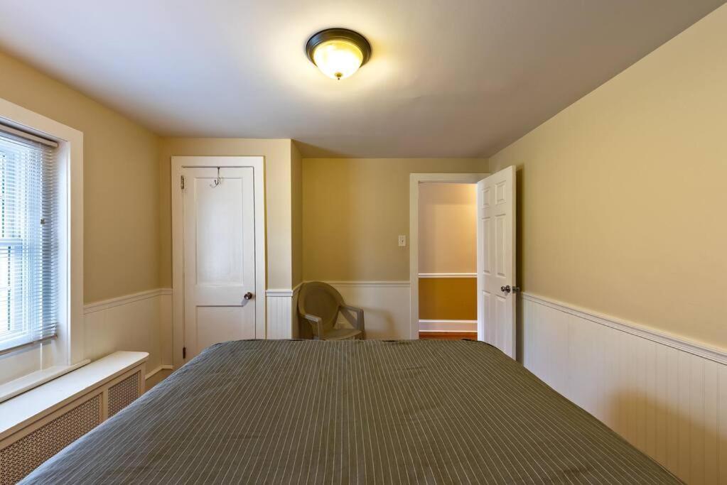 5 Bdrm House (Sleeps 10) Horsham-Philadelphia