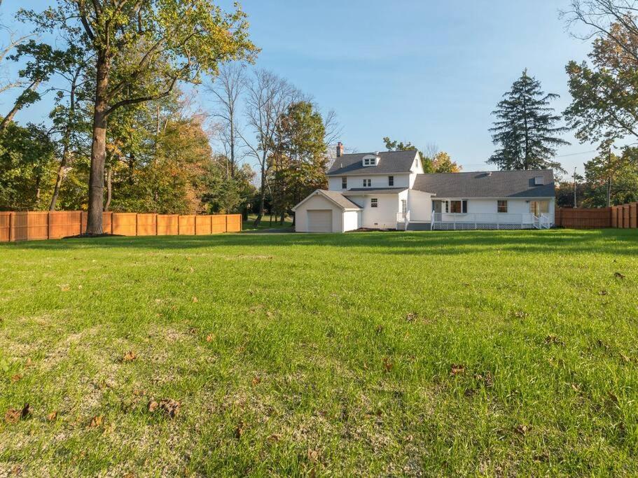 5 Bdrm House (Sleeps 10) Horsham-Philadelphia