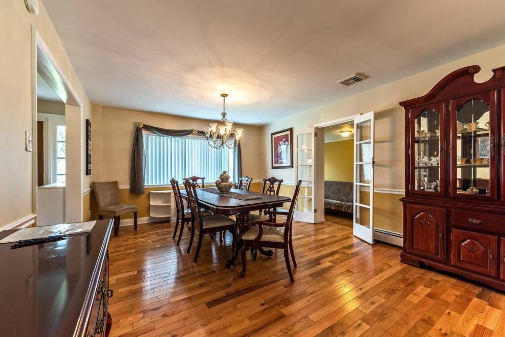 5 Bdrm House (Sleeps 10) Horsham-Philadelphia, photo 10
