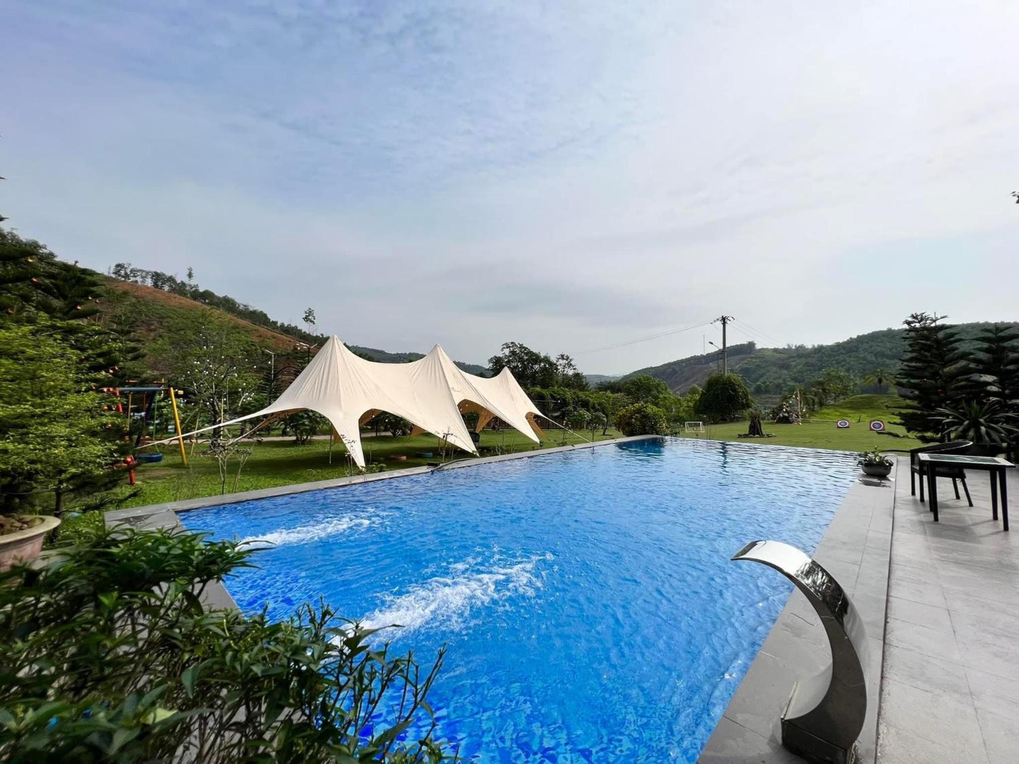 Bản Mường Xanh - Nông Trại Vui Vẻ Venuestay view 2