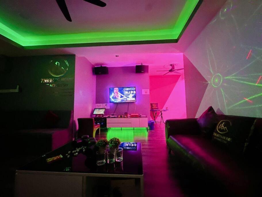 LED Garden BBQ Karaoke Tmn Daya