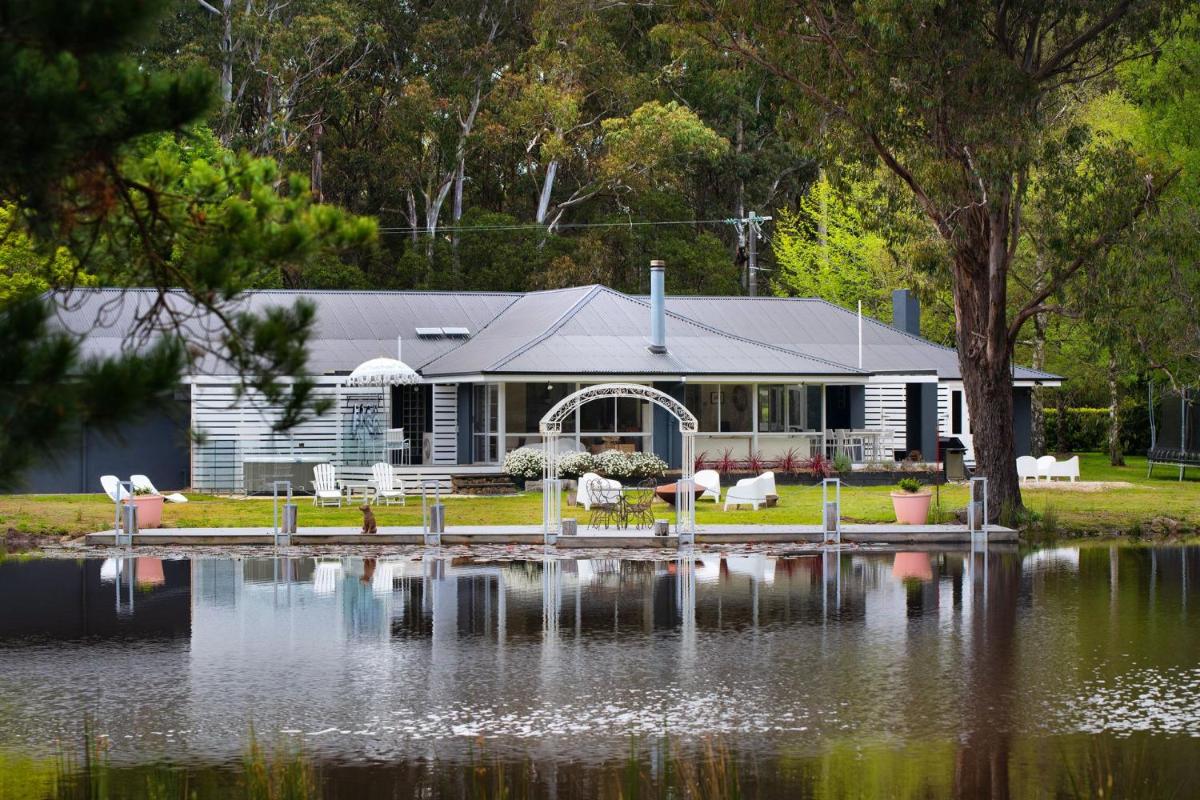 The Pond House Trentham