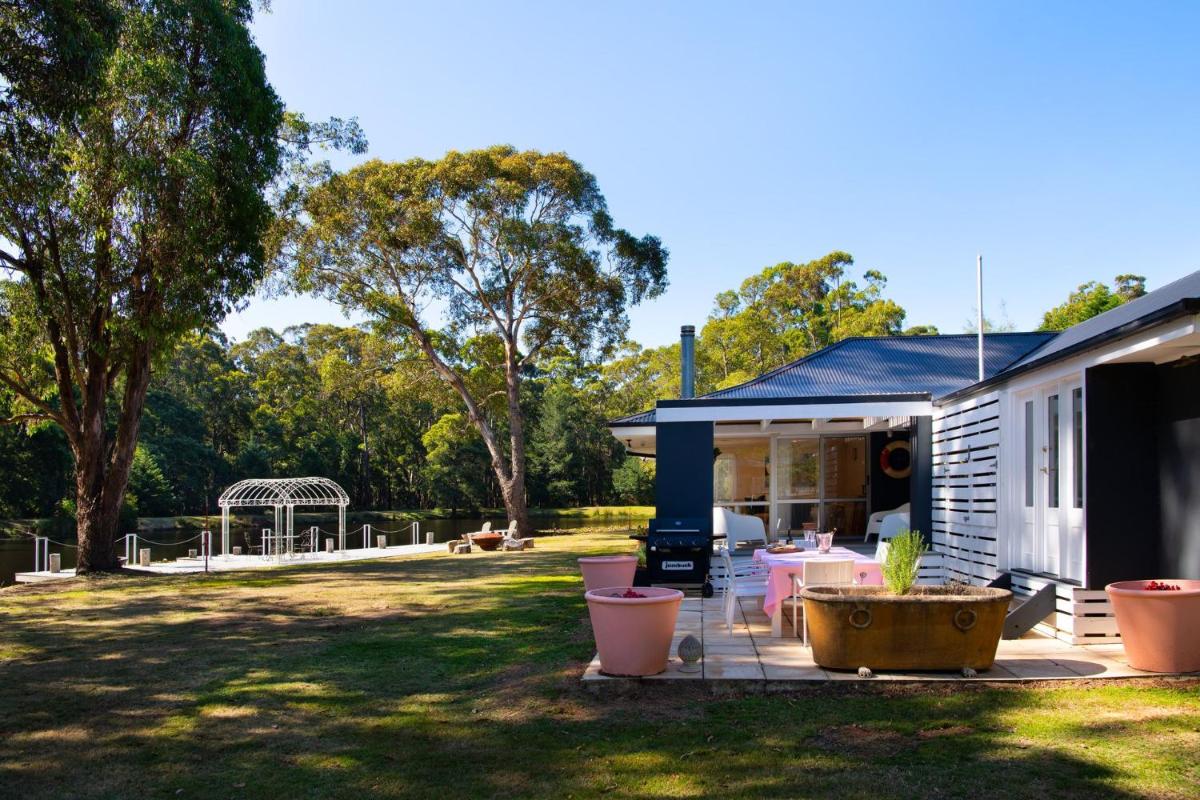 The Pond House Trentham