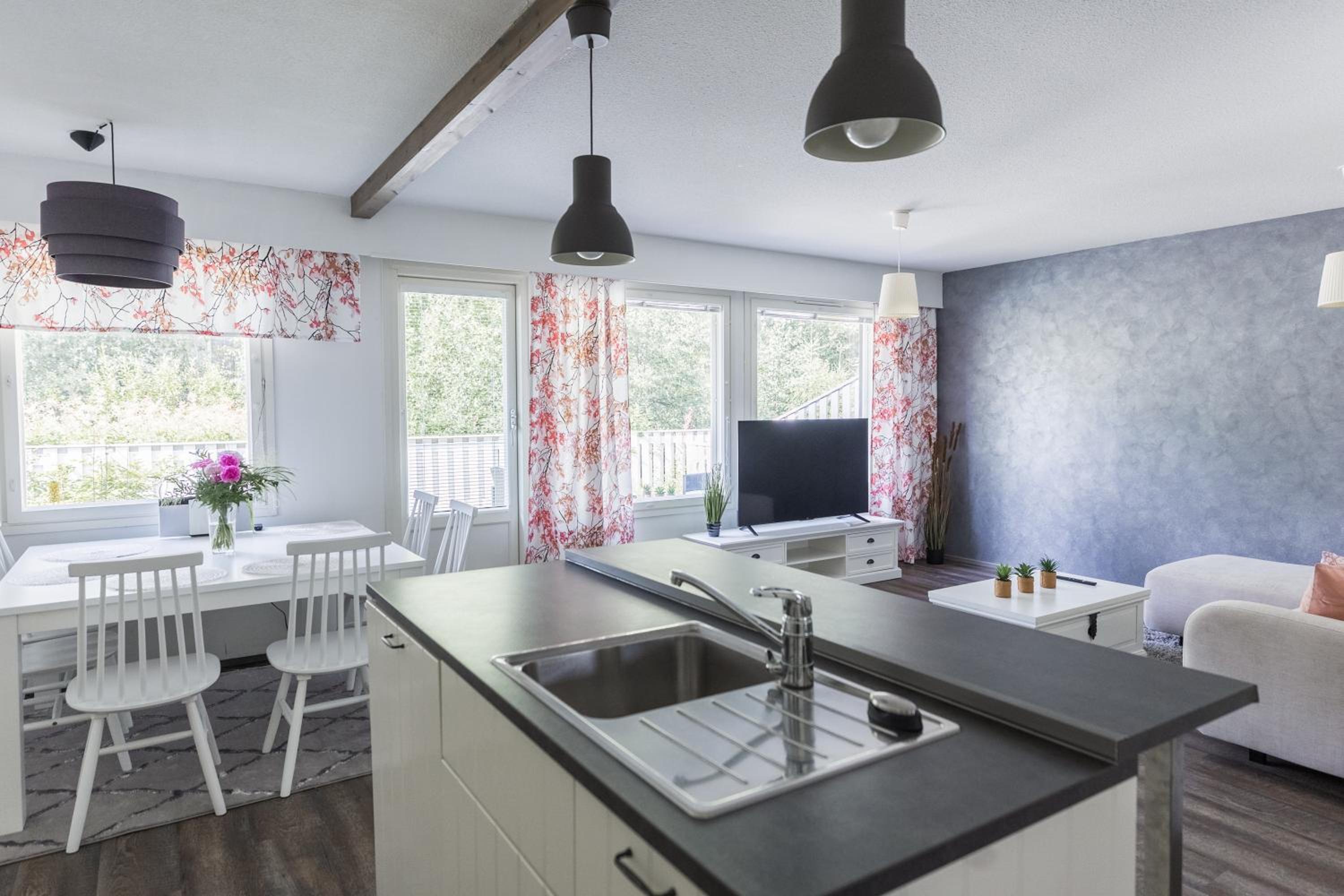 Arctic Holiday Apartments 1