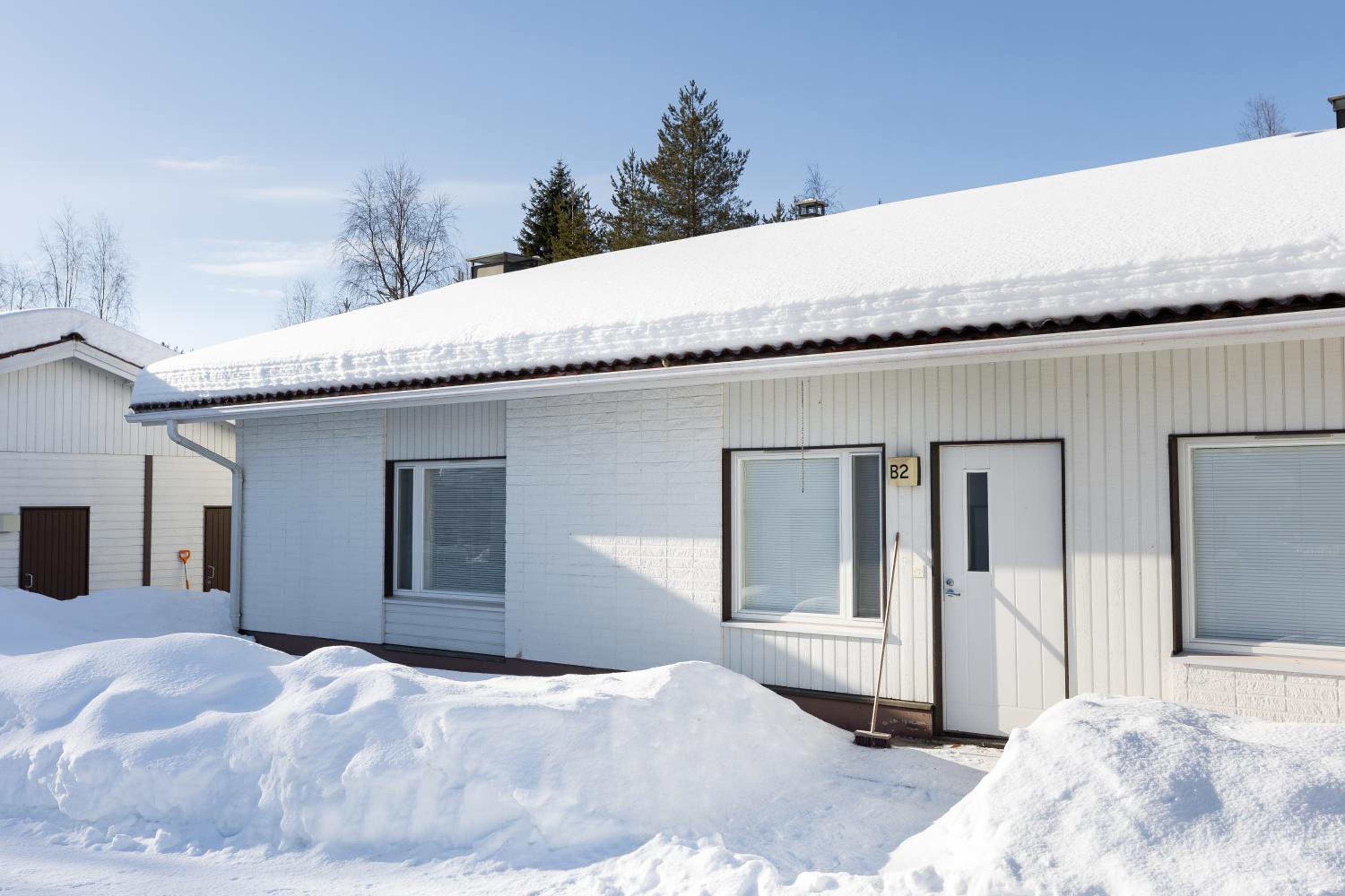 Arctic Holiday Apartments 1