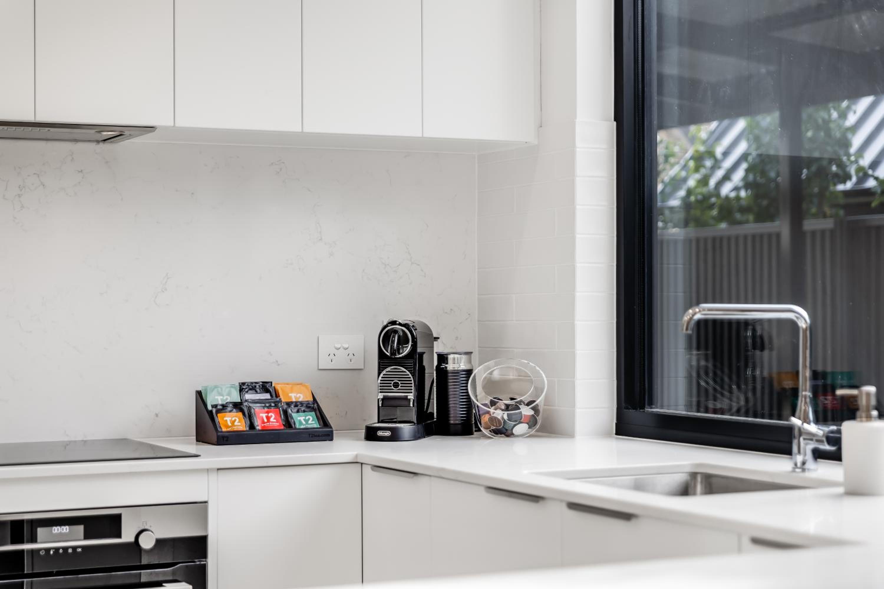 Vale 194 - Luxury Accommodation in McLaren Vale - 5 holiday homes with king size beds