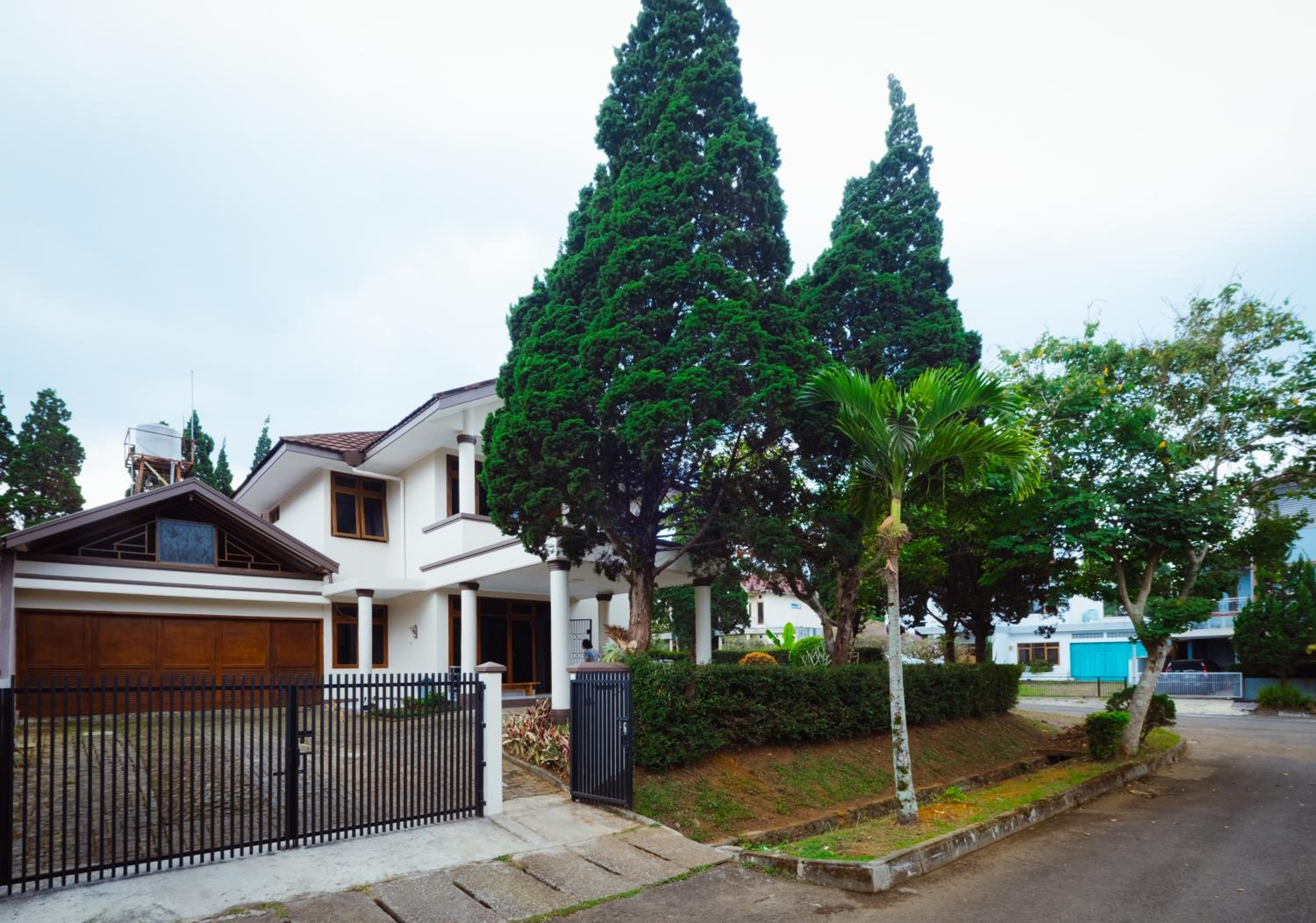 Andaru Graha Puspa For Family and Friends view 2