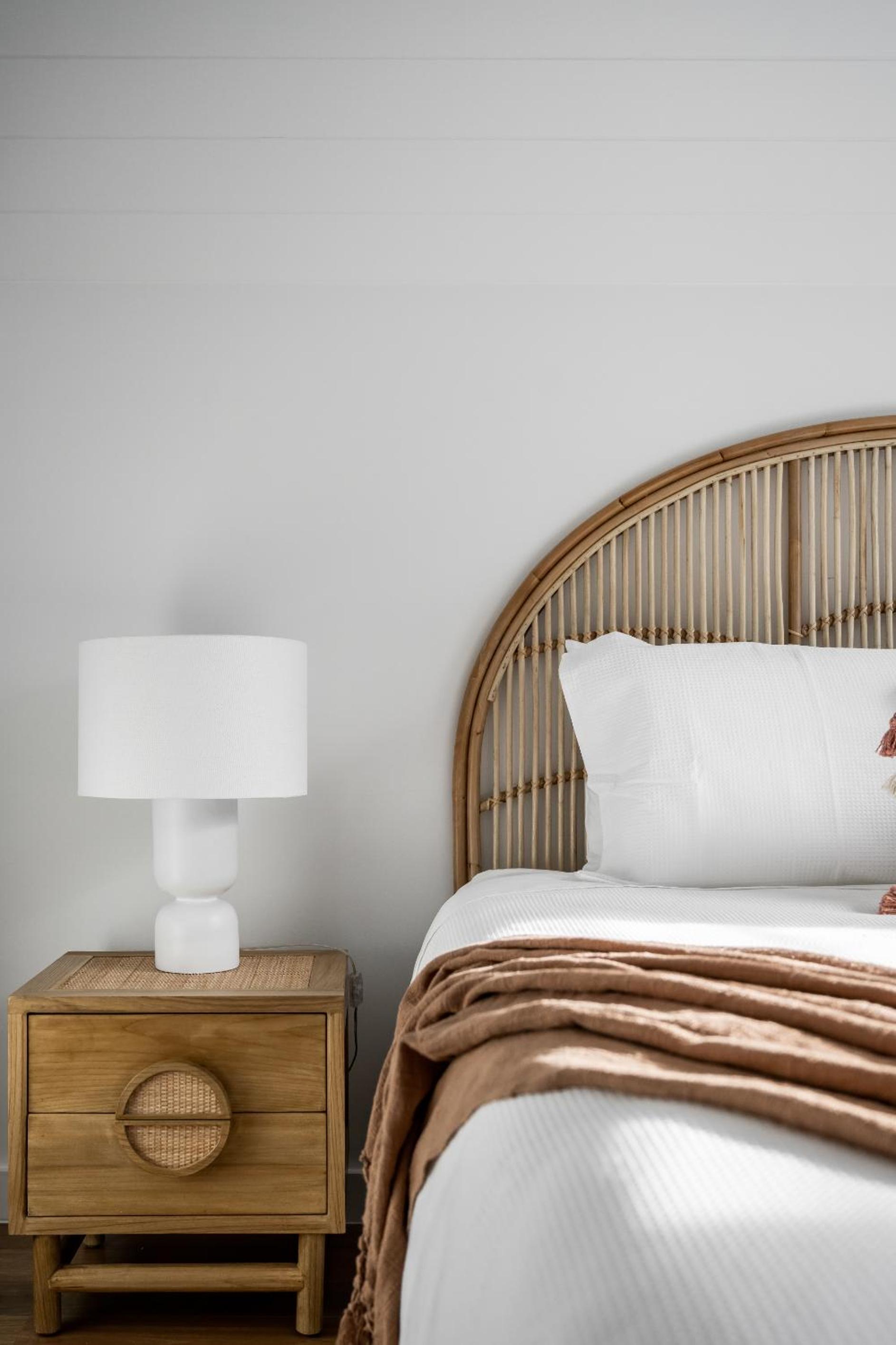 Vale 194 - Luxury Accommodation in McLaren Vale - 5 holiday homes with king size beds