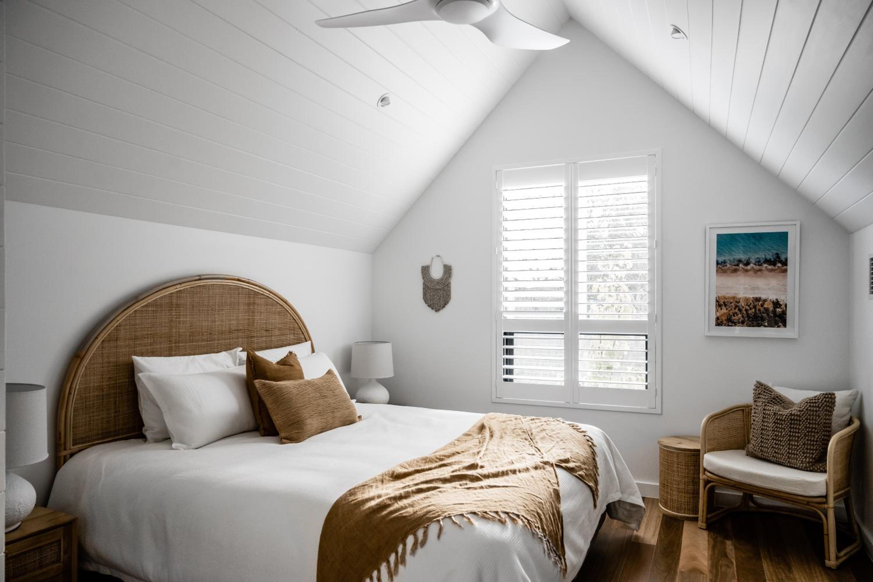 Vale 194 - Luxury Accommodation in McLaren Vale - 5 holiday homes with king size beds