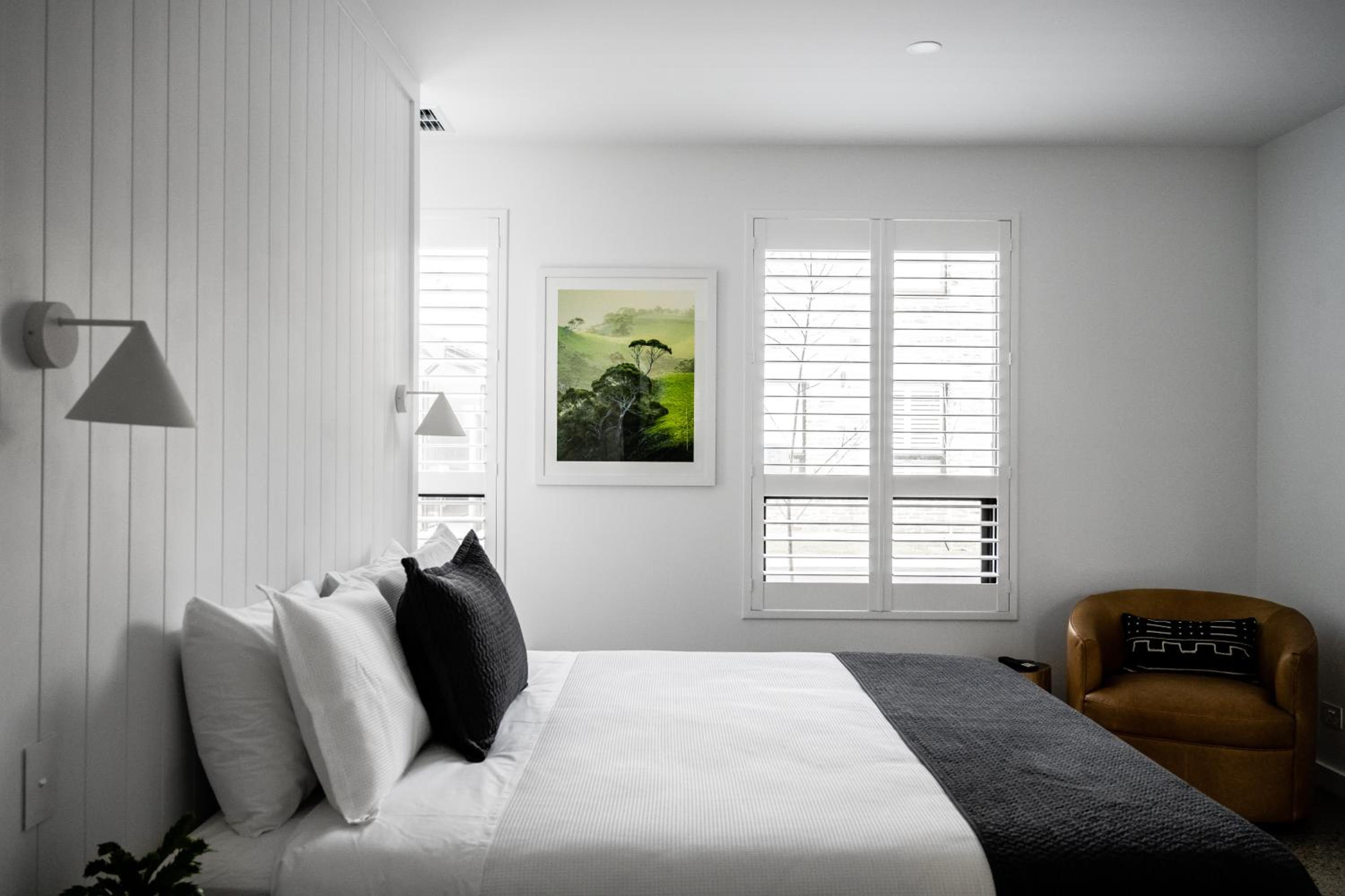 Vale 194 - Luxury Accommodation in McLaren Vale - 5 holiday homes with king size beds