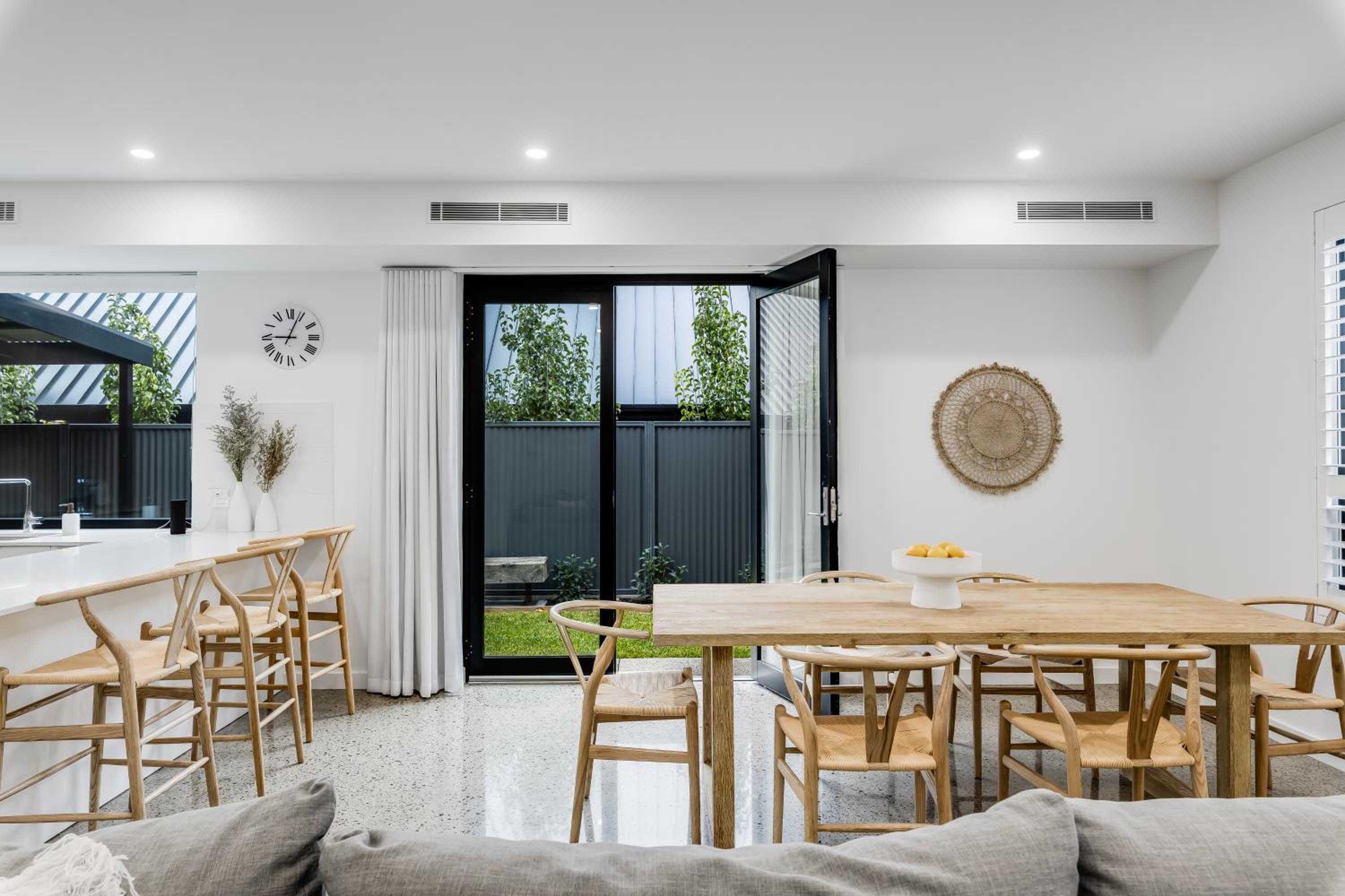 Vale 194 - Luxury Accommodation in McLaren Vale - 5 holiday homes with king size beds