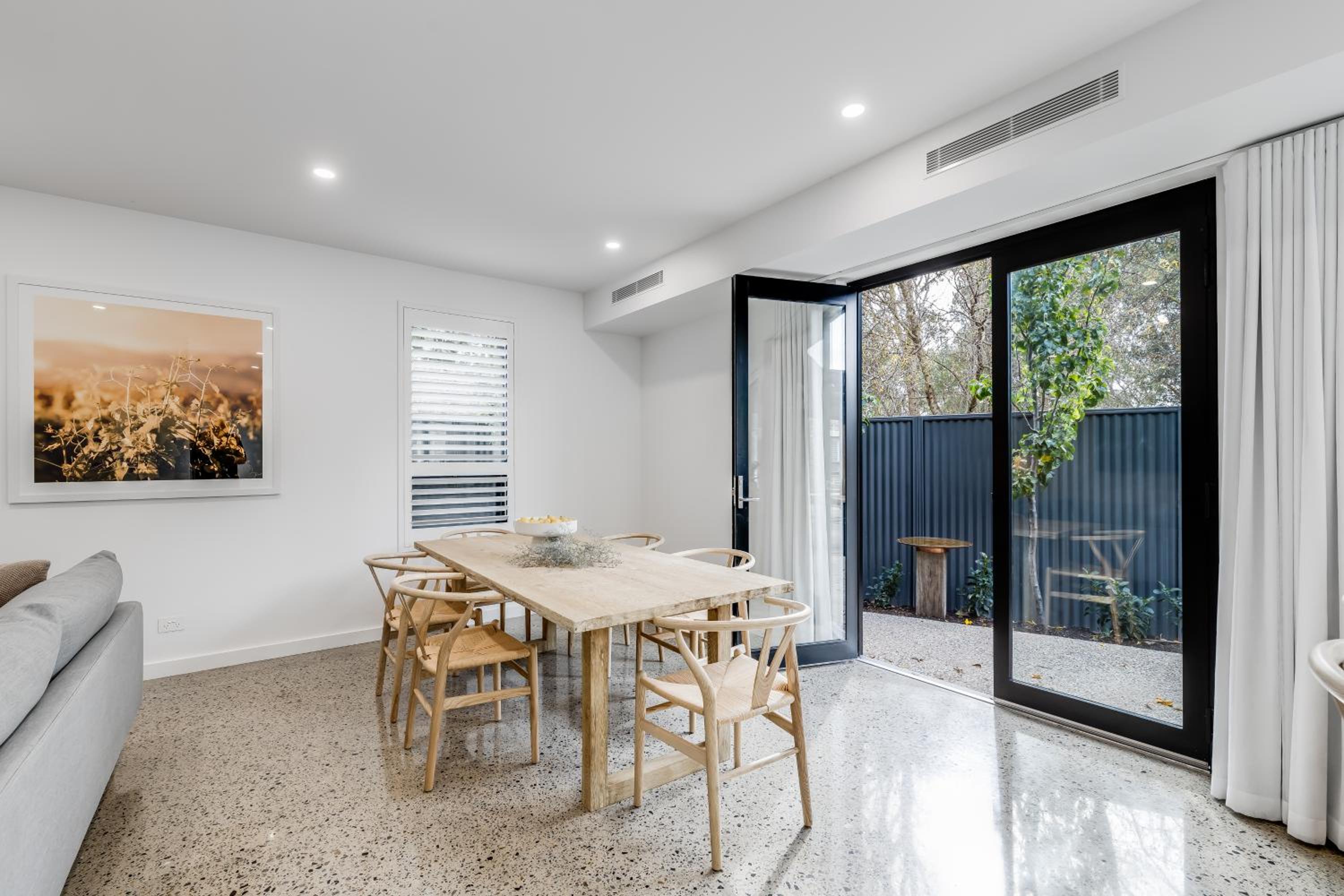 Vale 194 - Luxury Accommodation in McLaren Vale - 5 holiday homes with king size beds
