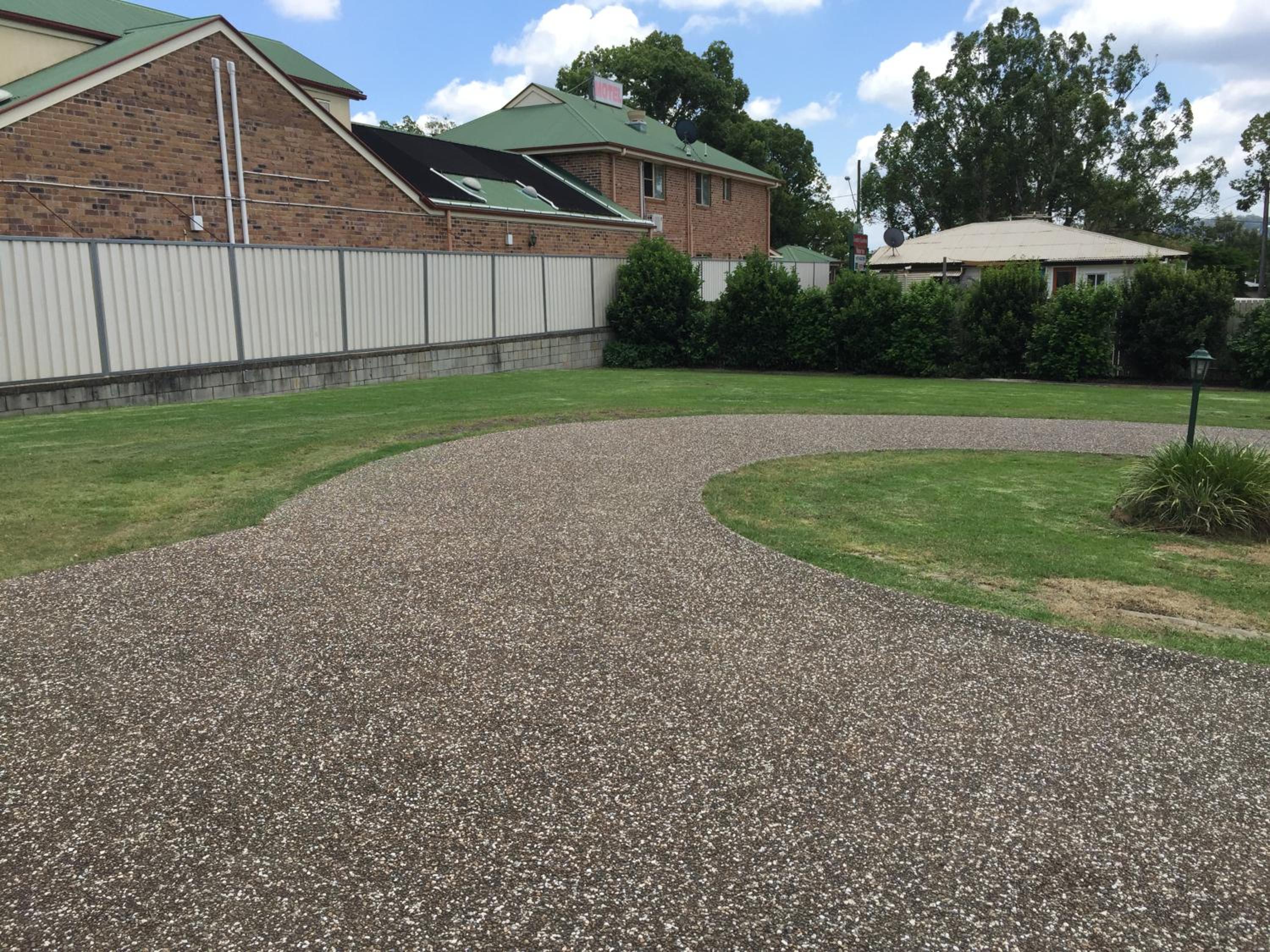 Country Gardens Motor Inn
