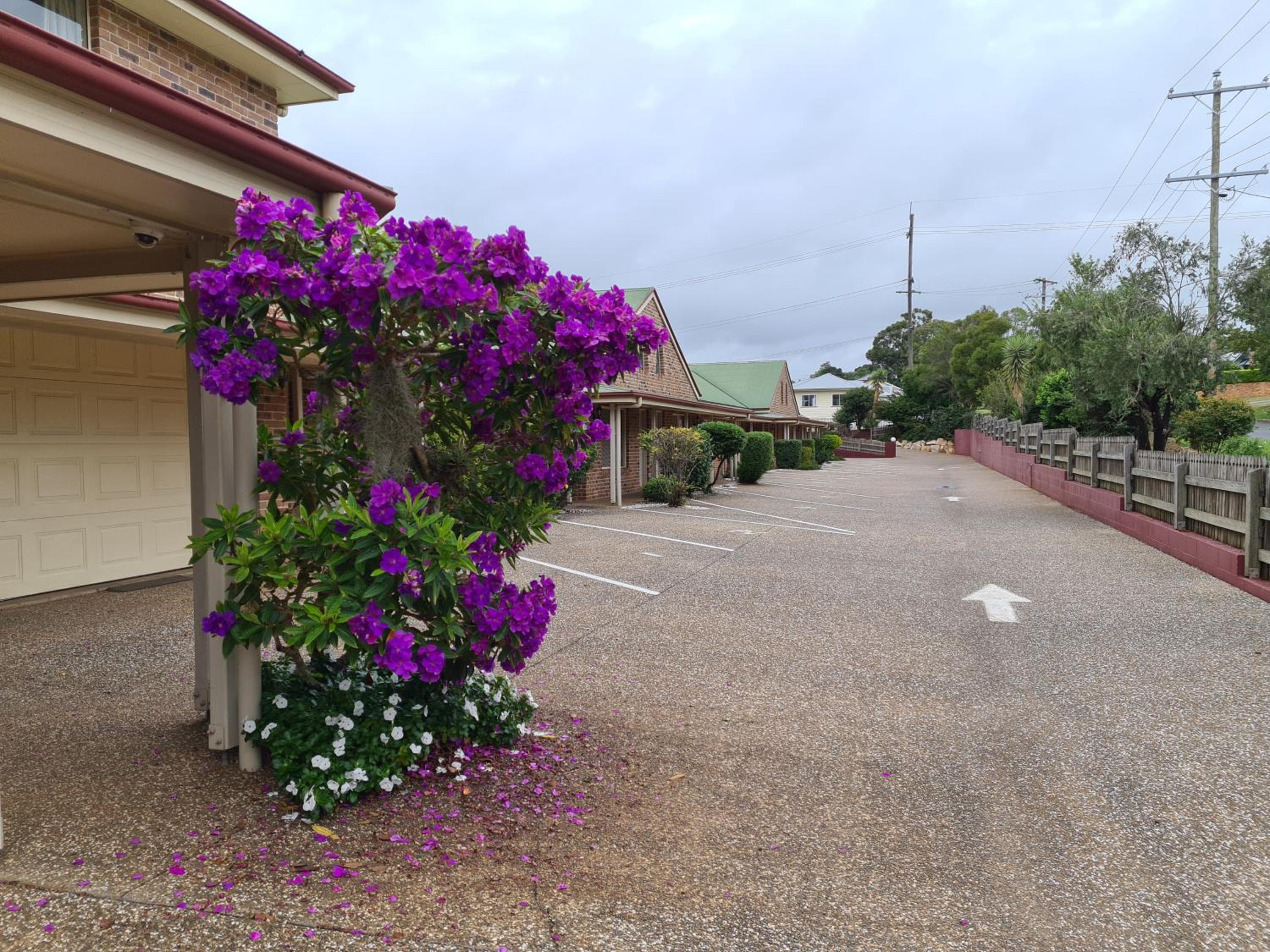 Country Gardens Motor Inn