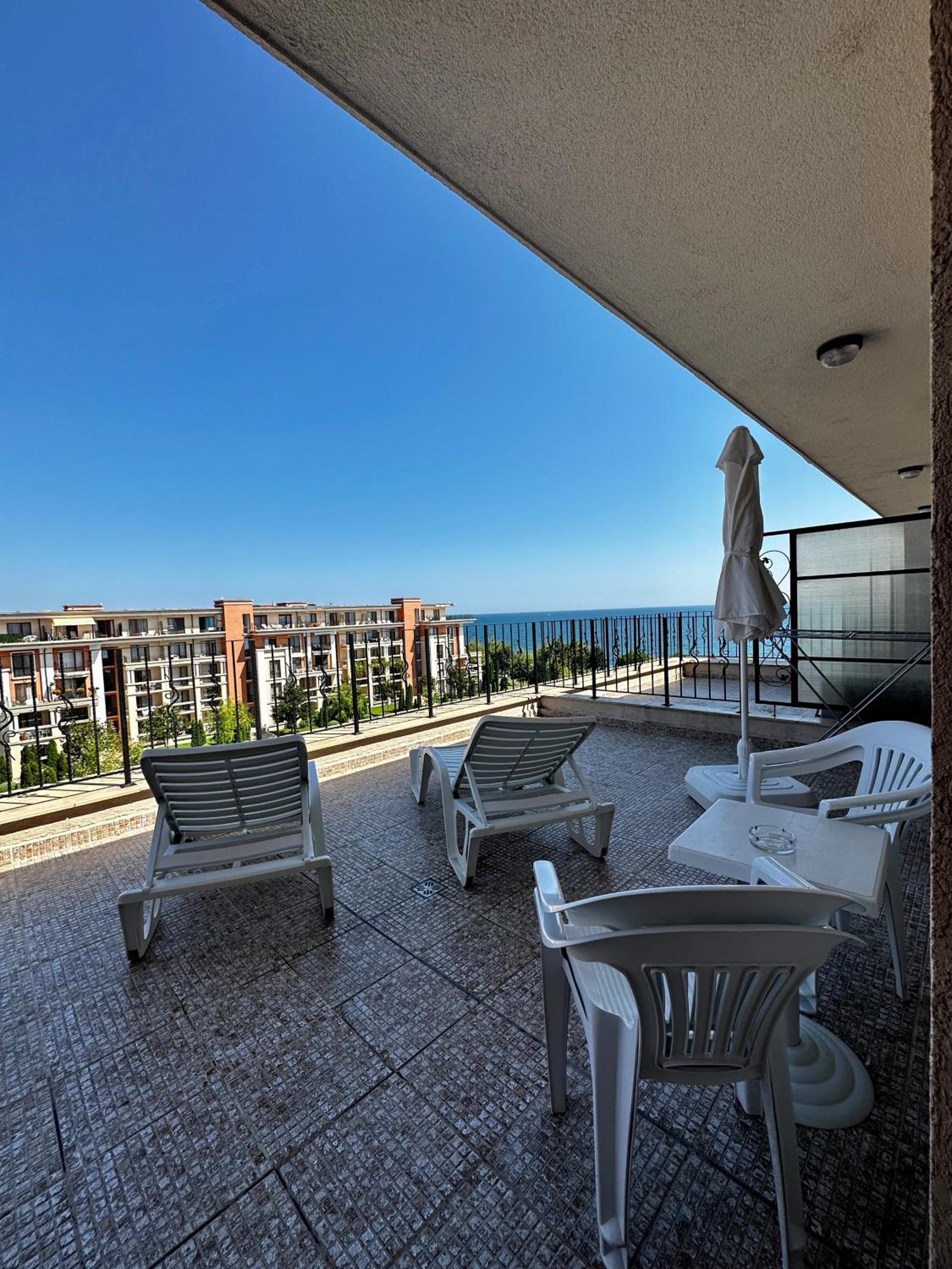 Flat at Prestige Fort Beach
