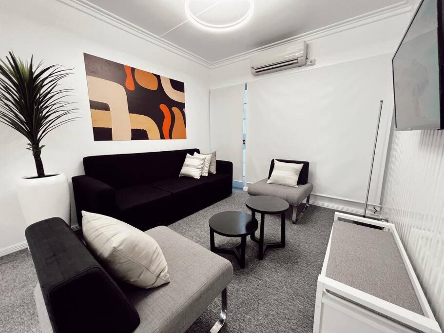 Gladstone Gem 7 - Suva CBD 2 Bedroom Apartment - view 2