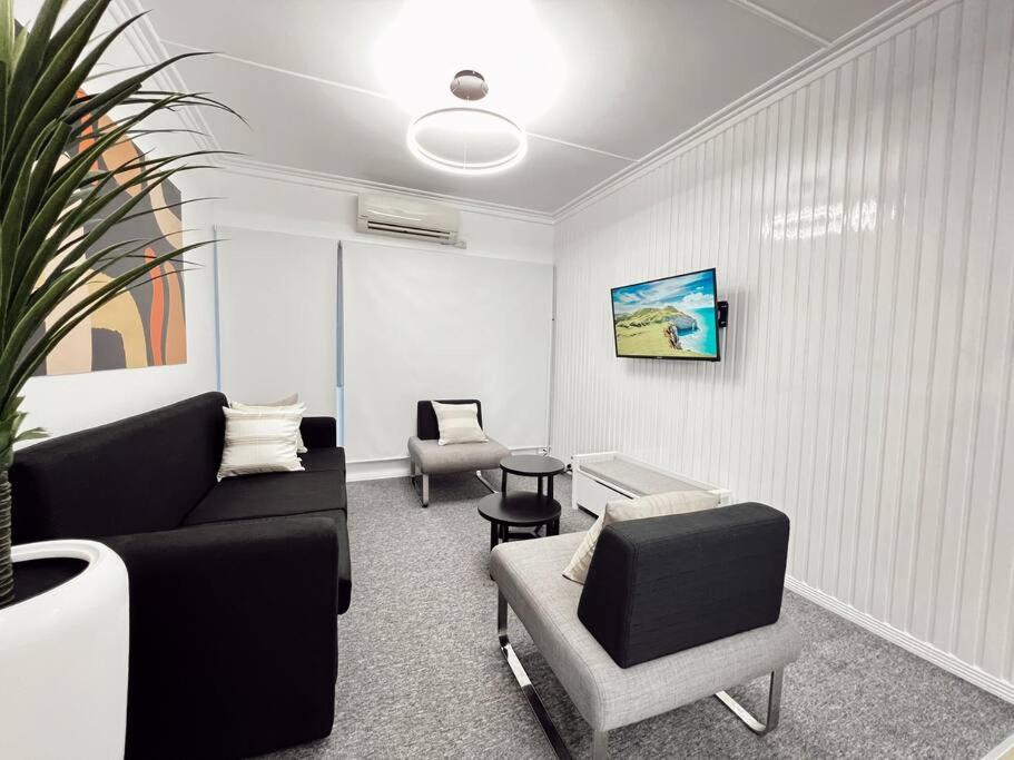 Gladstone Gem 7 - Suva CBD 2 Bedroom Apartment - view 4