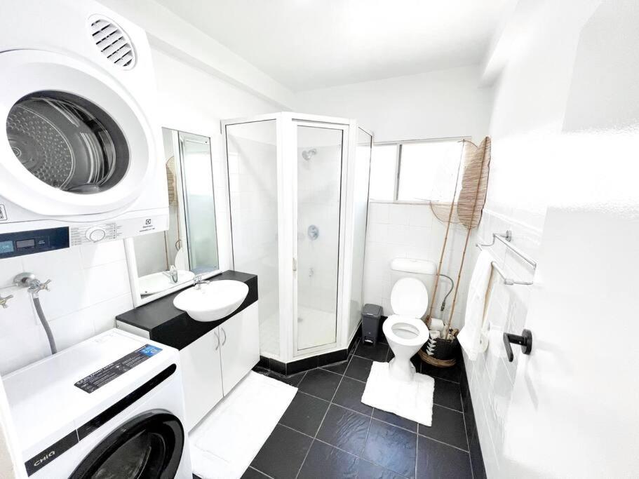 Gladstone Gem 7 - Suva CBD 2 Bedroom Apartment - view 13