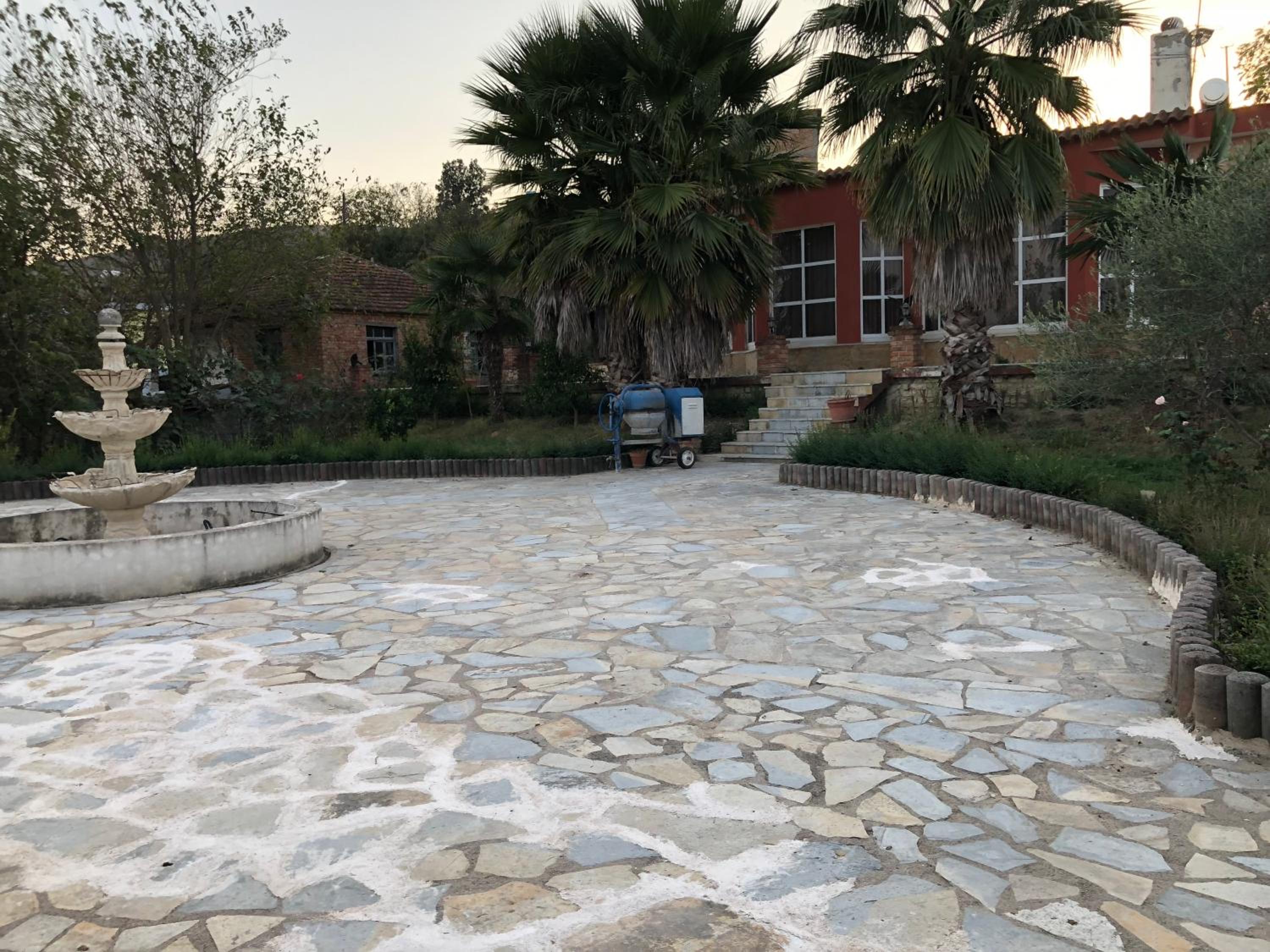 Berat VILLA Kapxhiu Poshnje