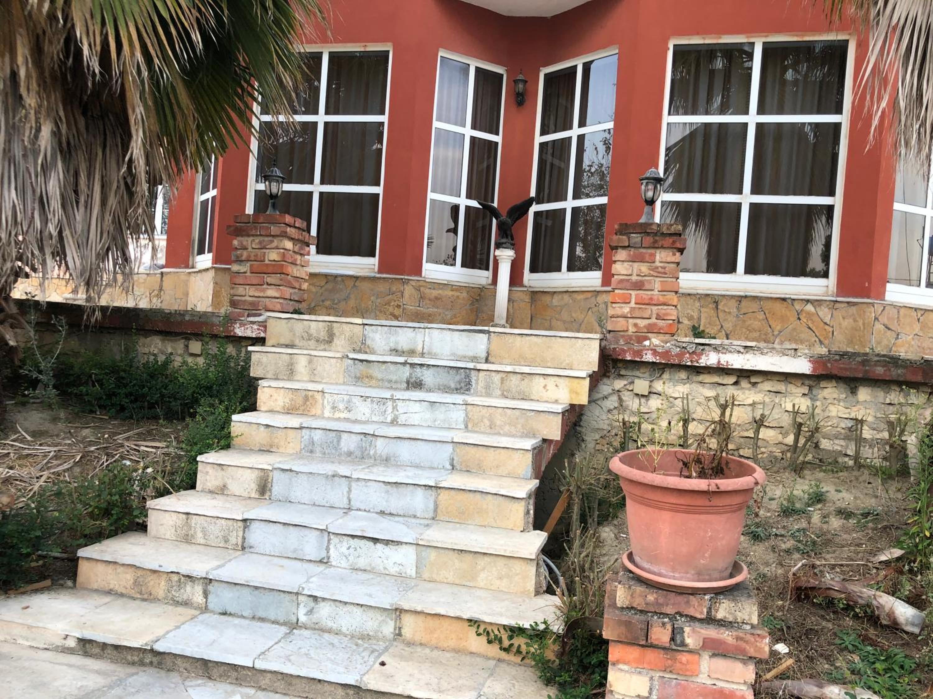 Berat VILLA Kapxhiu Poshnje