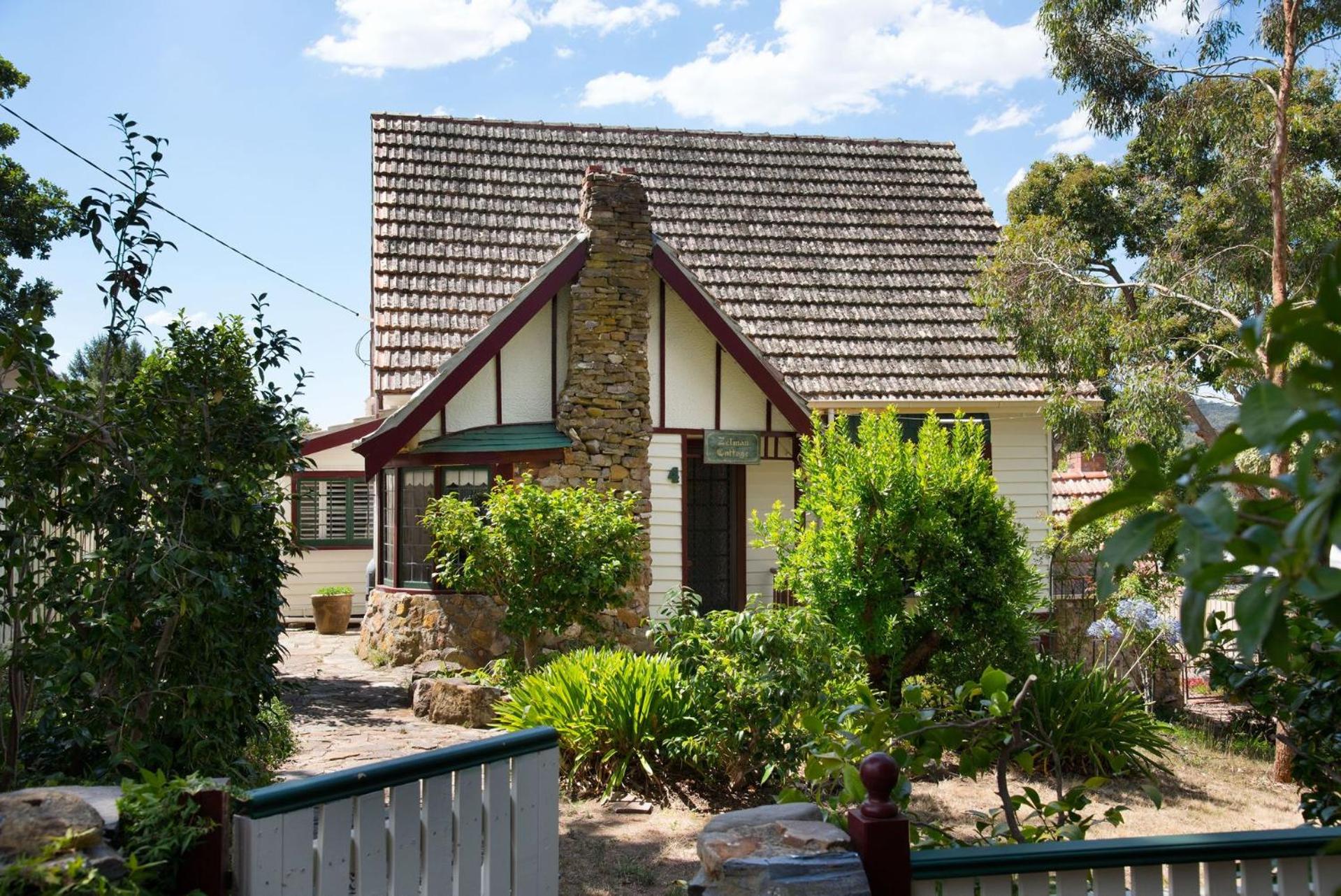 Zelman Cottage