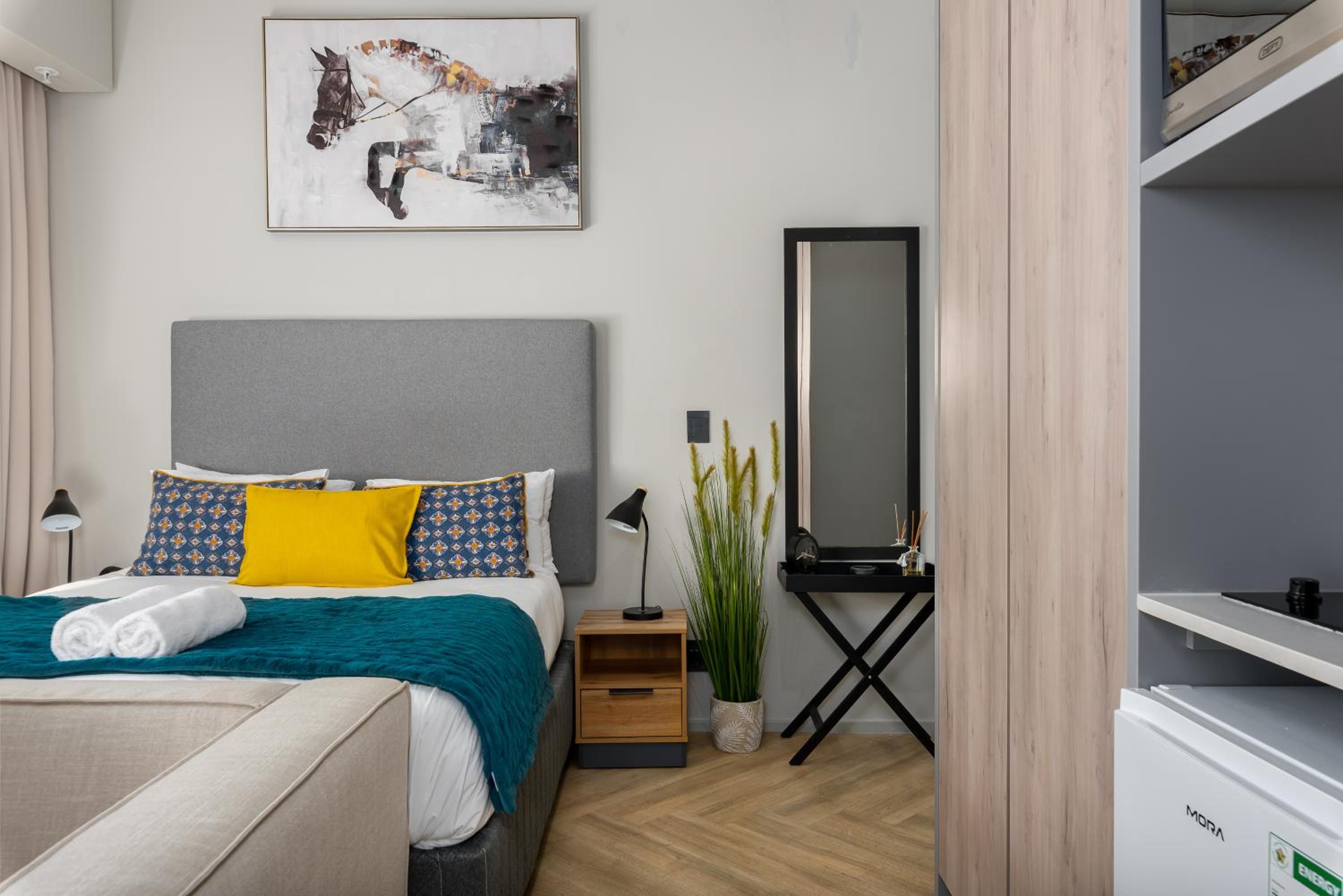 One Thibault Luxury Apartments