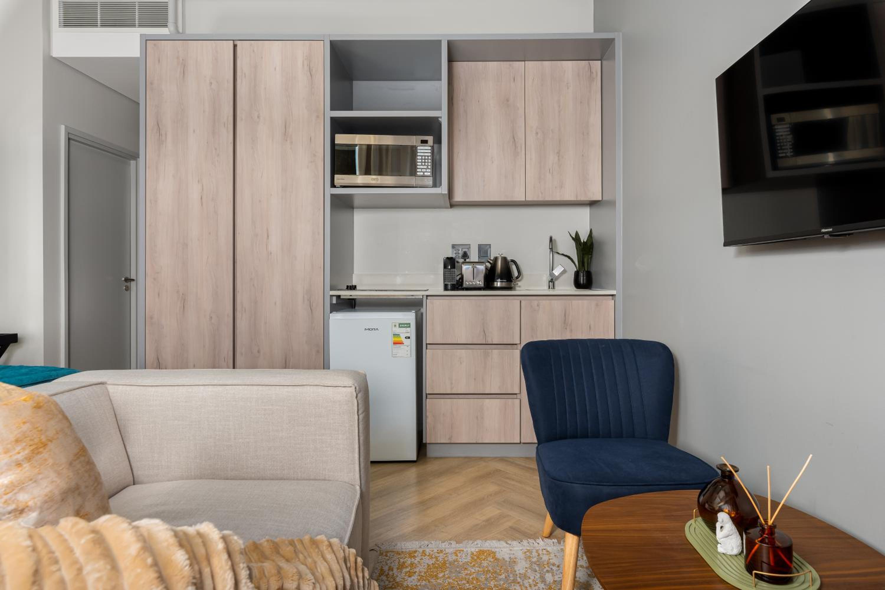 One Thibault Luxury Apartments