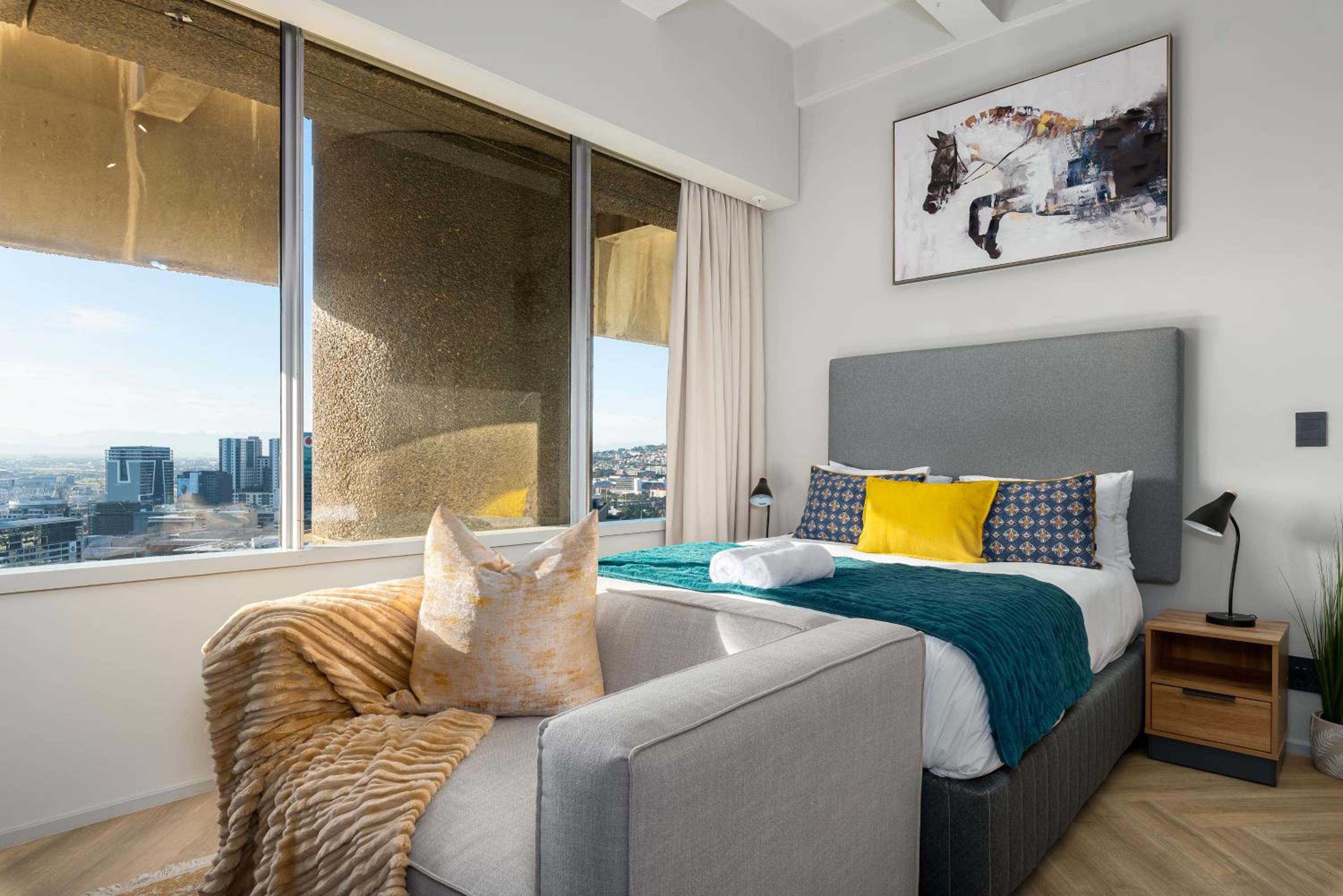 One Thibault Luxury Apartments