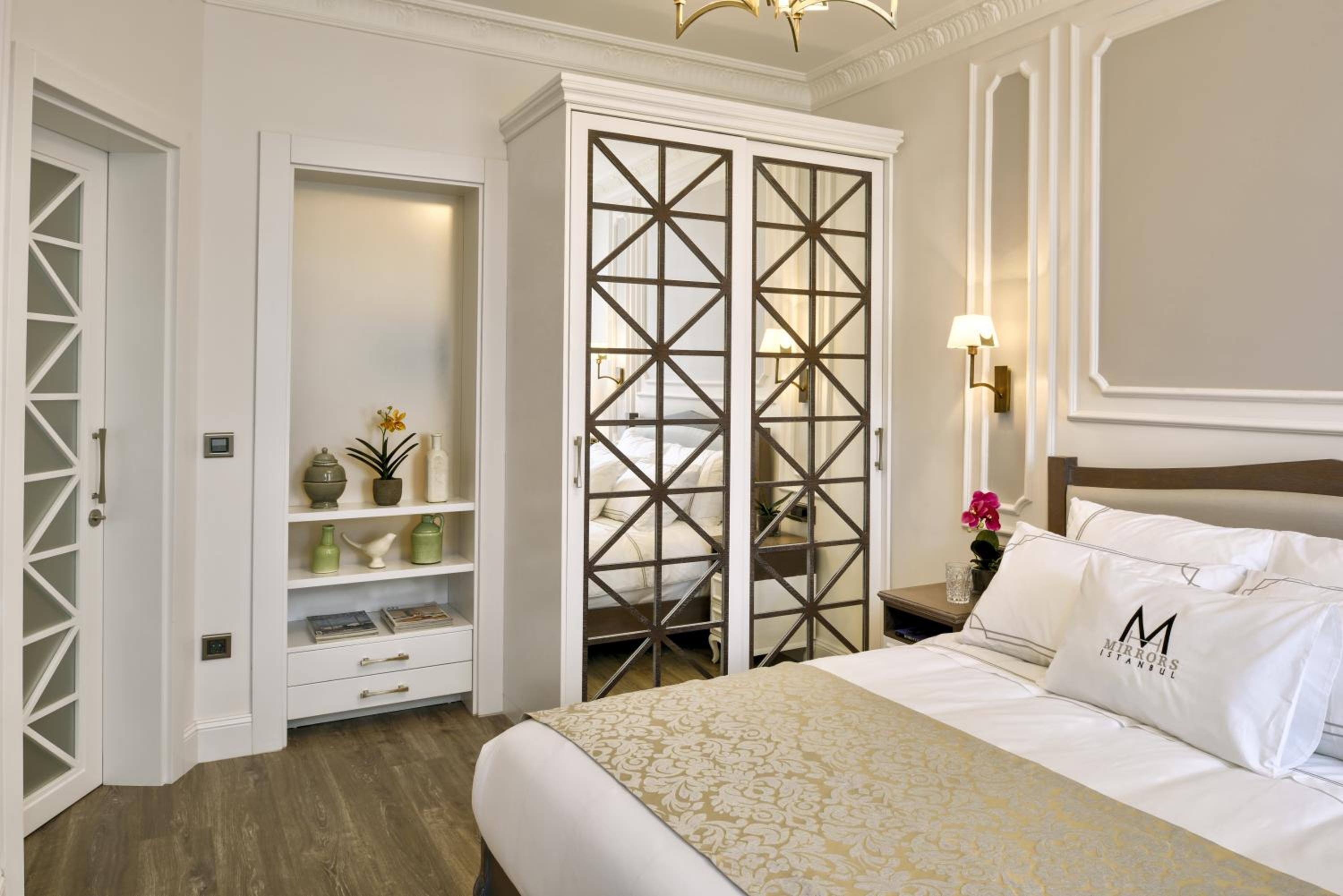 Mirrors Otel - Image 28